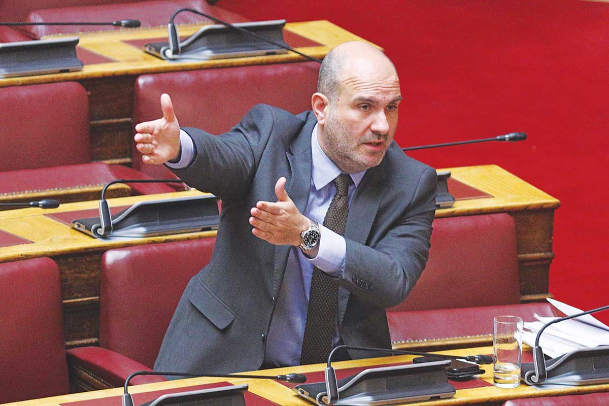 Ο Μαρκόπουλος ξαφνικά είδε το… φως το αληθινό