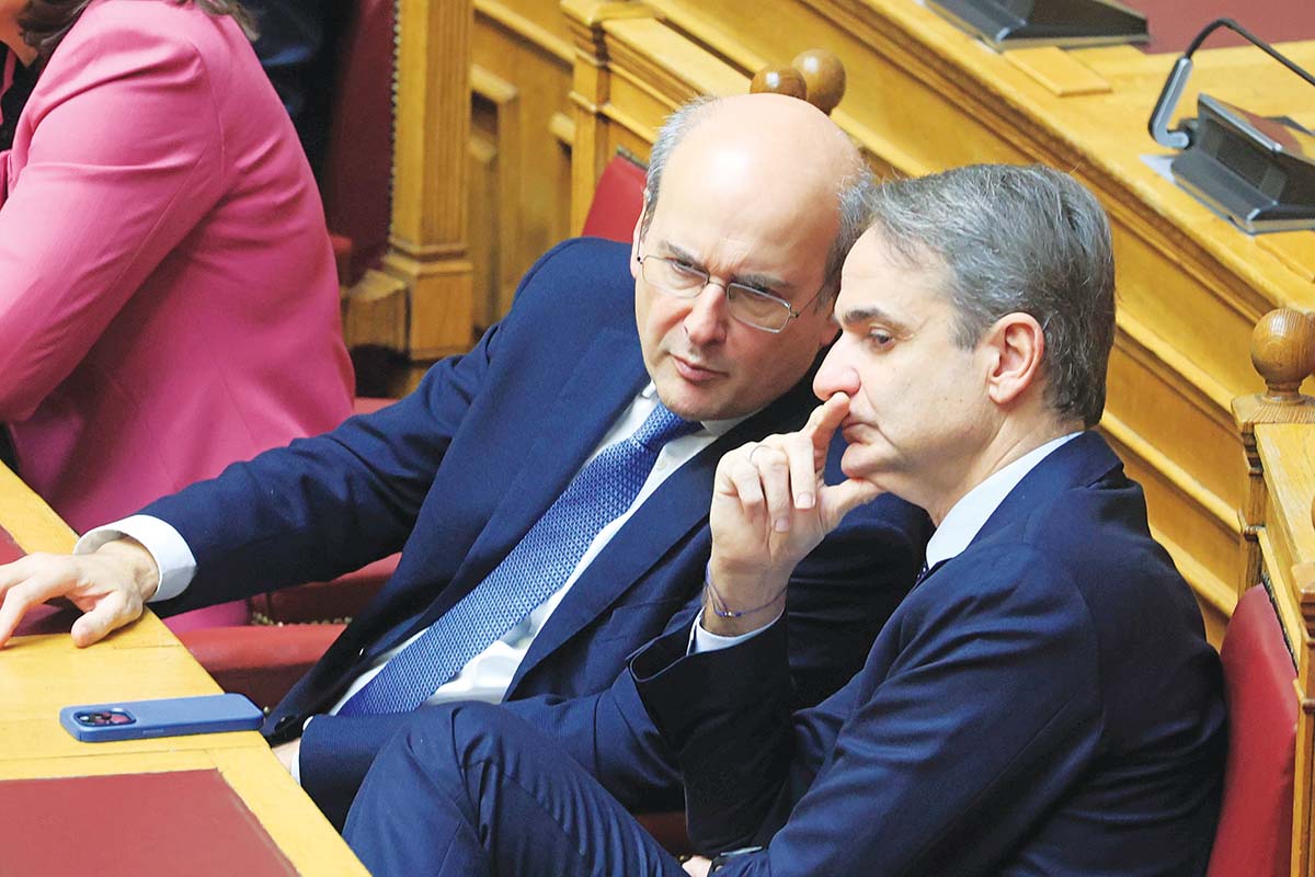 Ν.Δ.: Συνεχίζεται το μπάχαλο για  το «δώσ’ τα όλα»