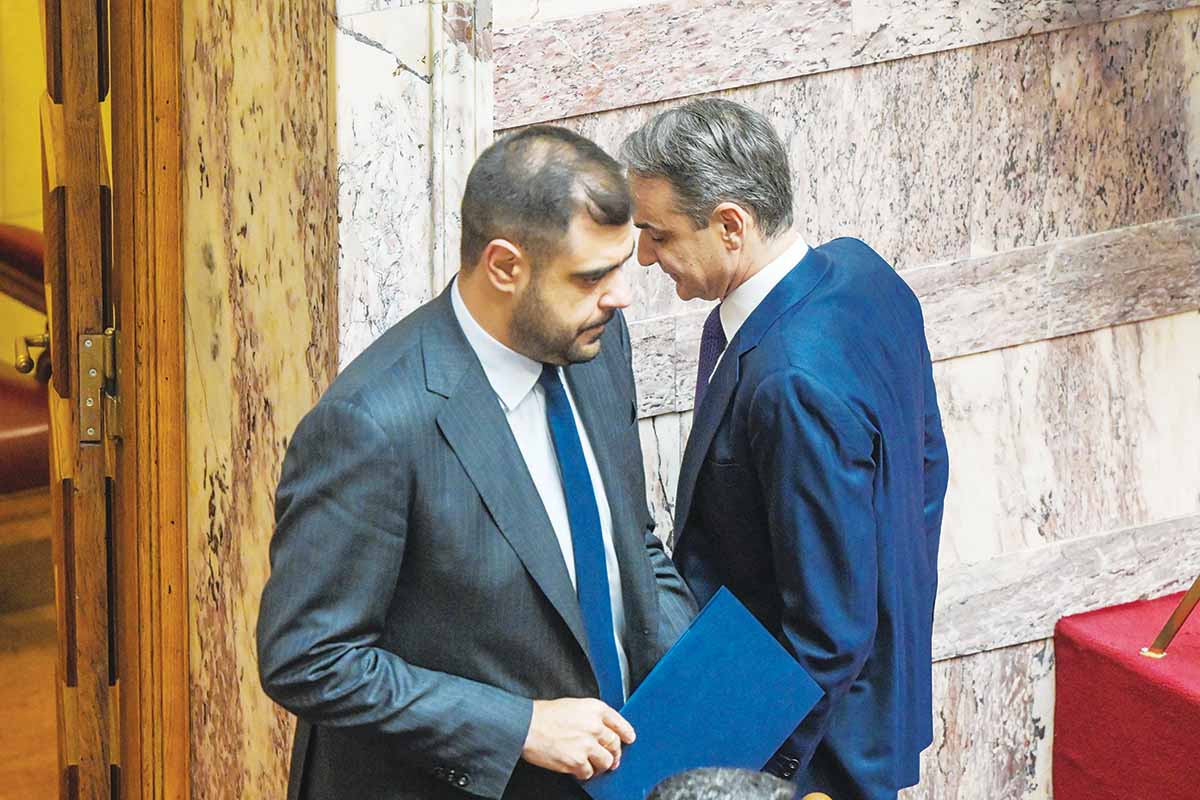 Τέμπη: Το Μαξίμου «μπαζώνει» και την προανακριτική