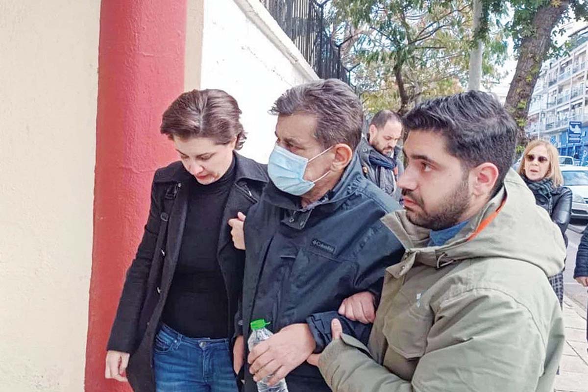 Ρίχνουν την ευθύνη στον καρκινοπαθή!