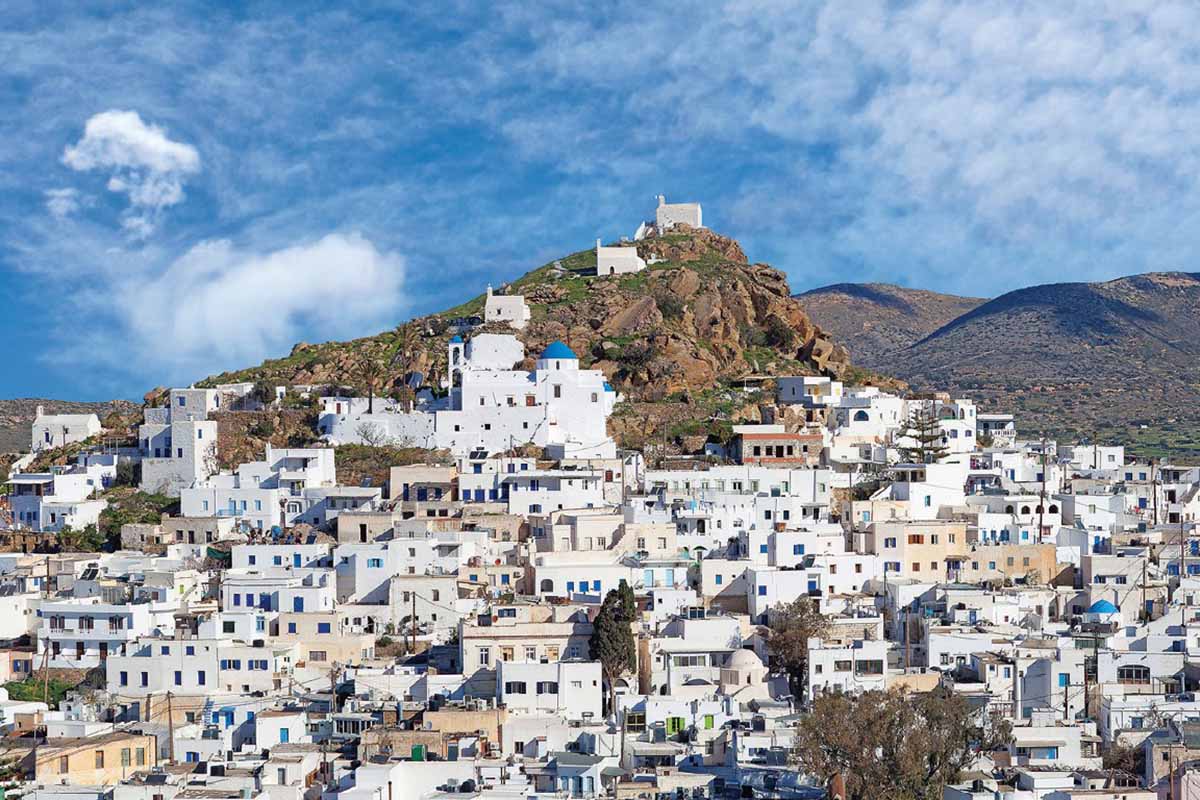 Ιος: Διακοπές με ρυθμό και ομορφιά