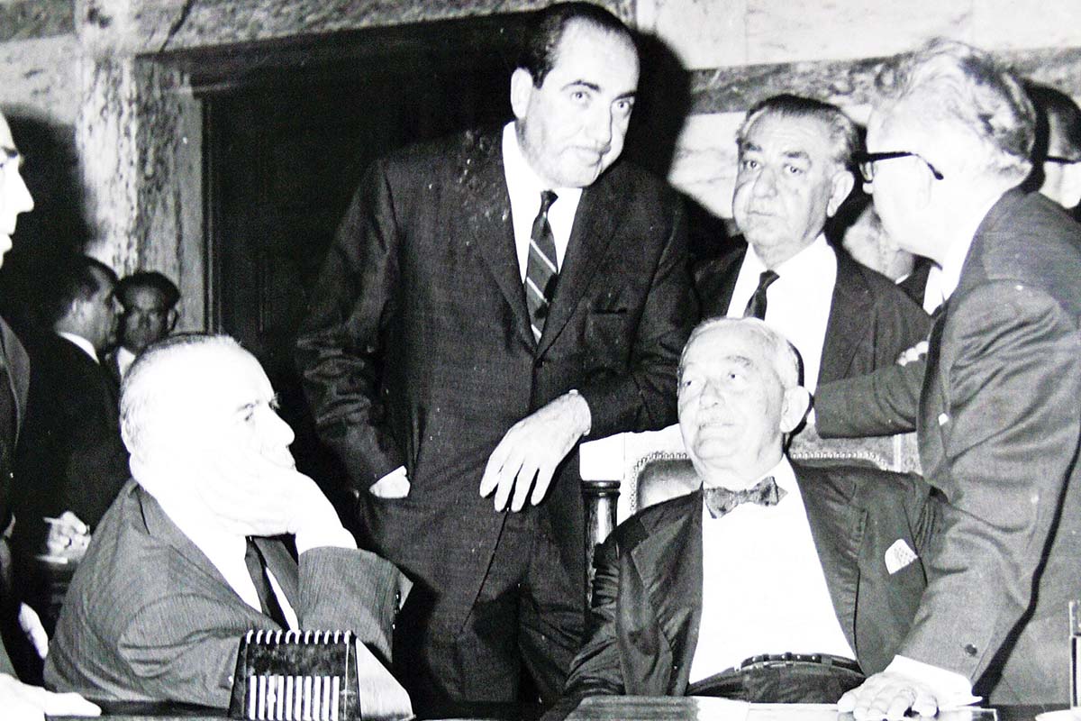 «Πληρώνουμε» μέχρι σήμερα το 1965…