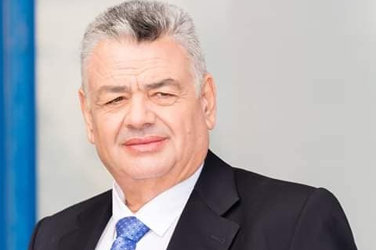Παραίτηση με πυρά… κατά Θεοδωρικάκου!