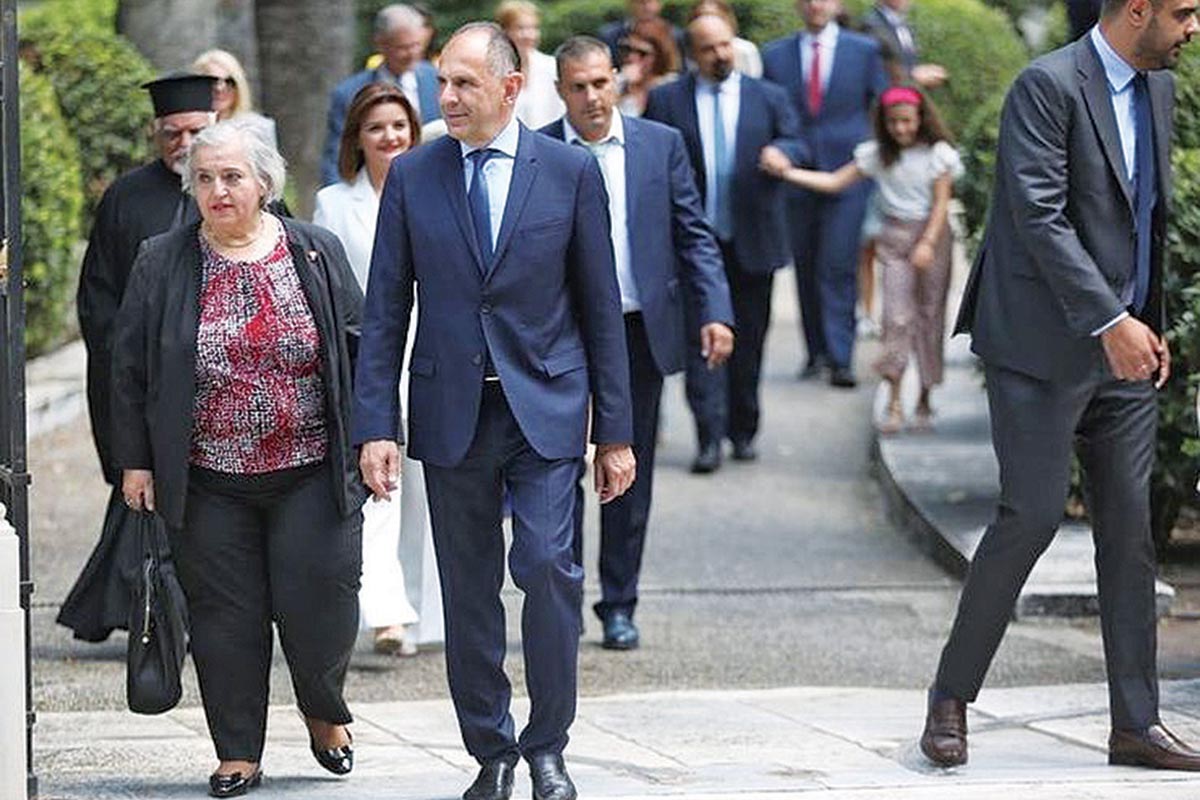 Η… ζεν διπλωματία των χαζοβιόληδων