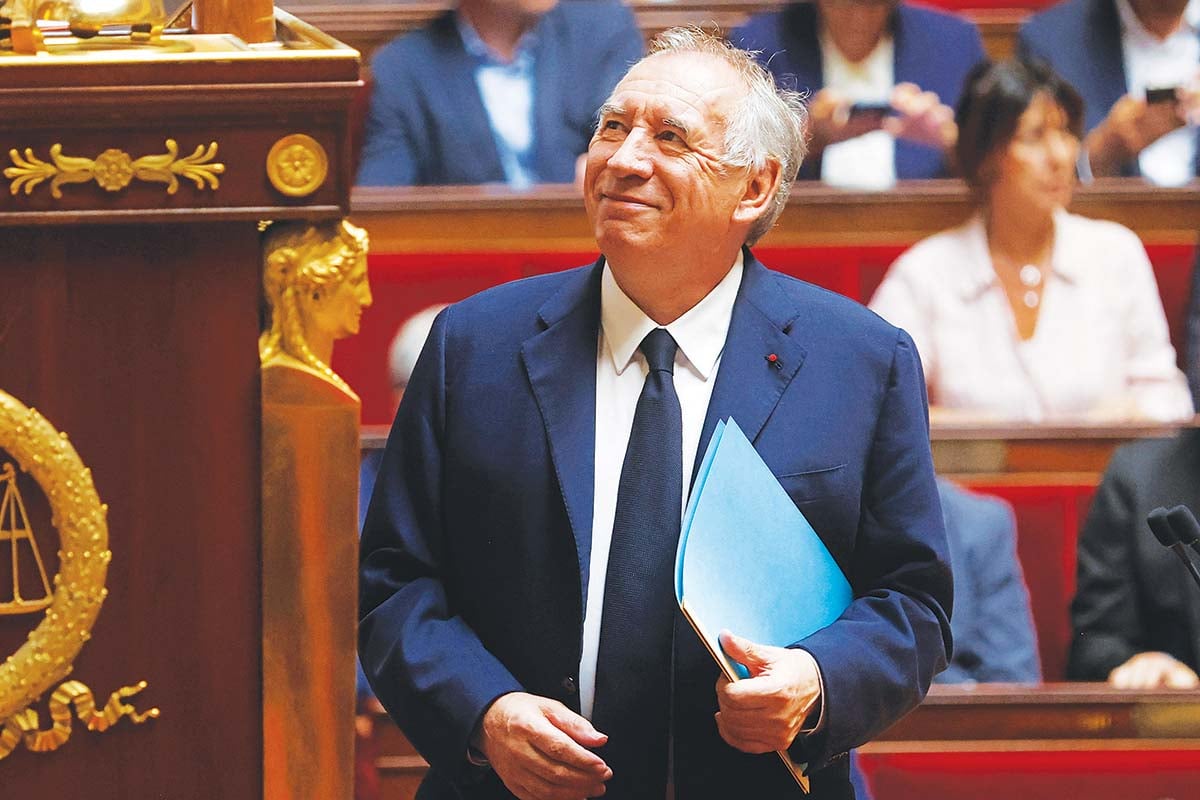 Τέλος ο Μπαϊρού μετά την ήττα του στη Βουλή
