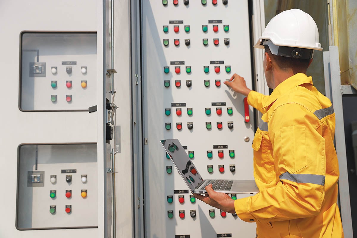 Έως 22% ακριβότερο το ρεύμα για τις εταιρίες σε σχέση με την Ευρώπη