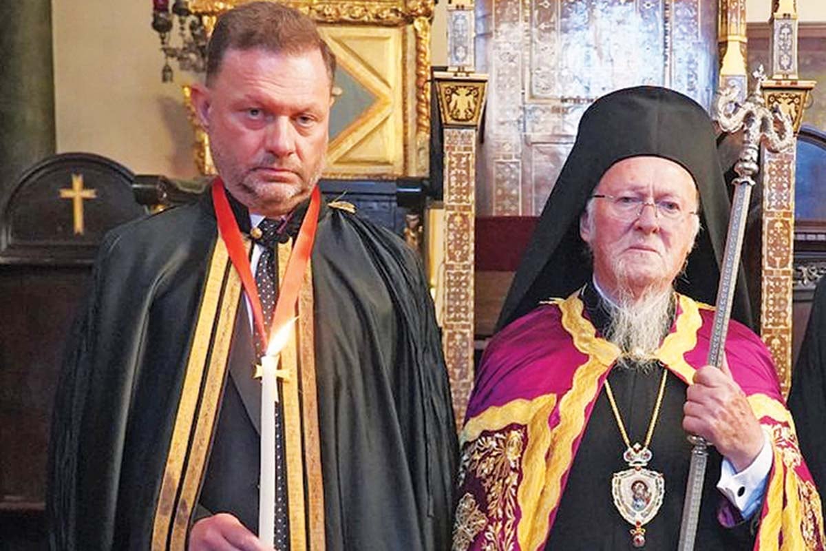 Με ποια κριτήρια δόθηκε οφίκιο στον Πάνο Ξενοκώστα;