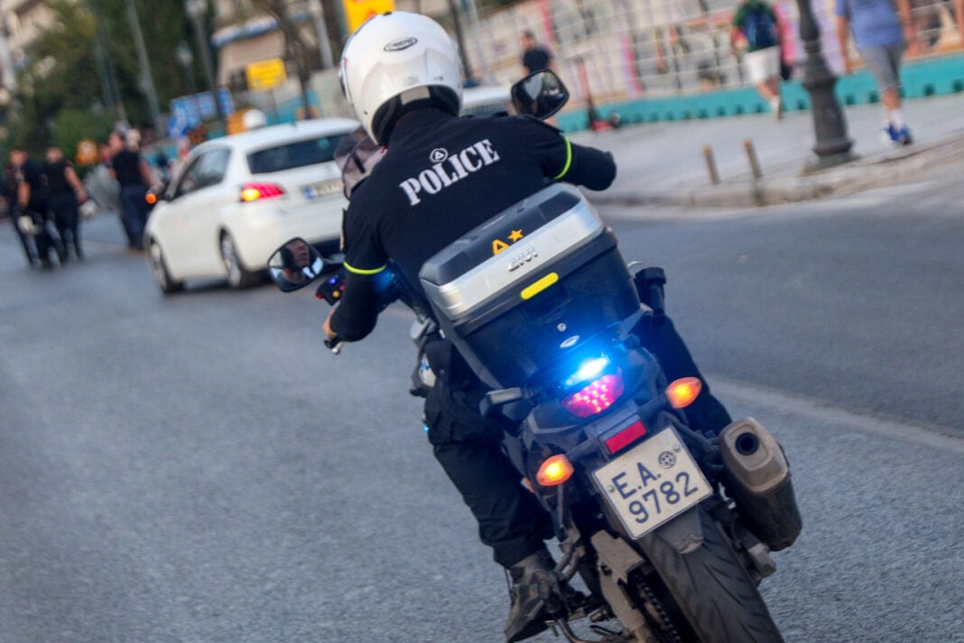 Ιρανός αστυνομία