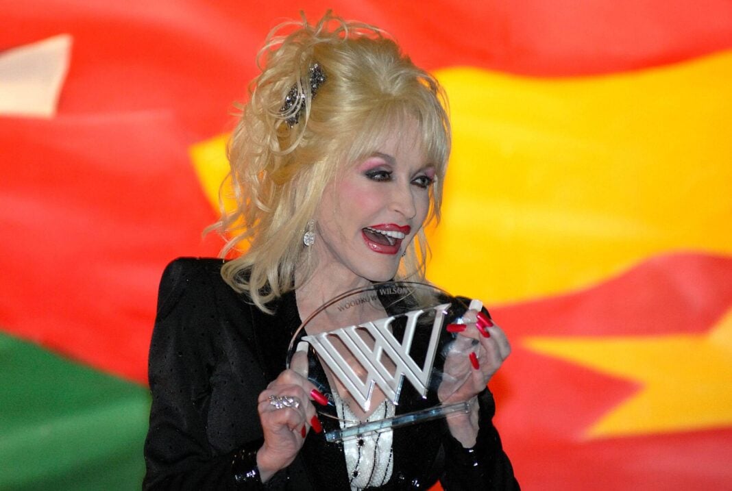 dolly parton Ντόλι Πάρτον