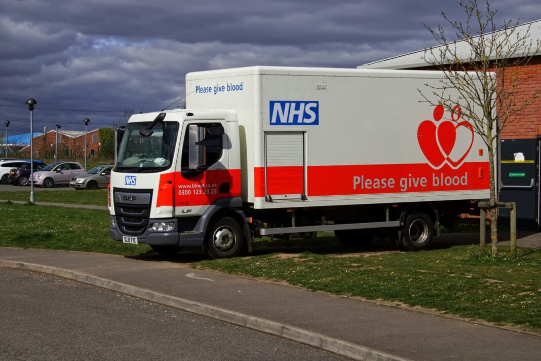 nhs γάμος ξαδέρφια