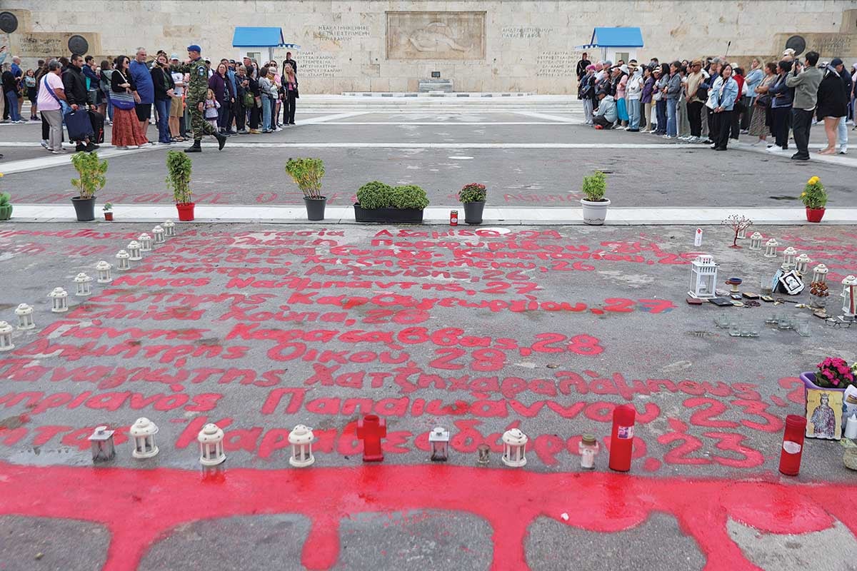 Παρ’ ολίγον κρίση για μισή μονάδα στις δημοσκοπήσεις!