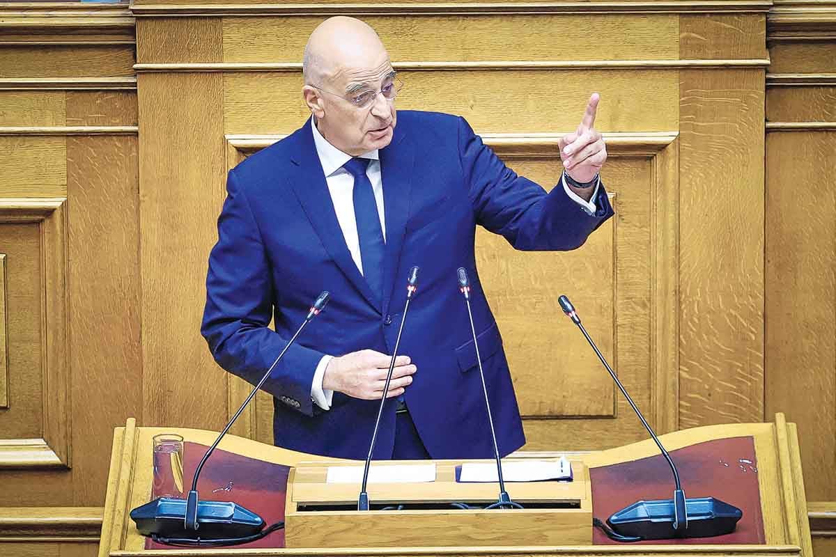 Παρέμβαση-βόμβα από τον Δένδια υπέρ του Πάνου Ρούτσι