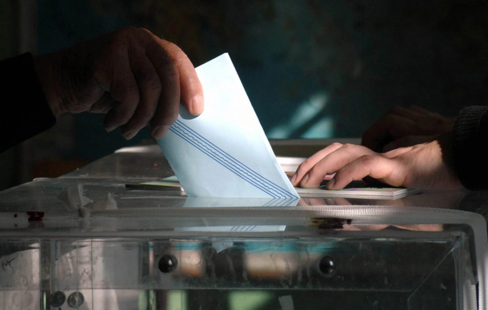 Δημοσκόπηση: 70% καταψηφίζει την κυβέρνηση Μητσοτάκη – Μονοψήφια νούμερα για το κόμμα  Τσίπρα (vid)