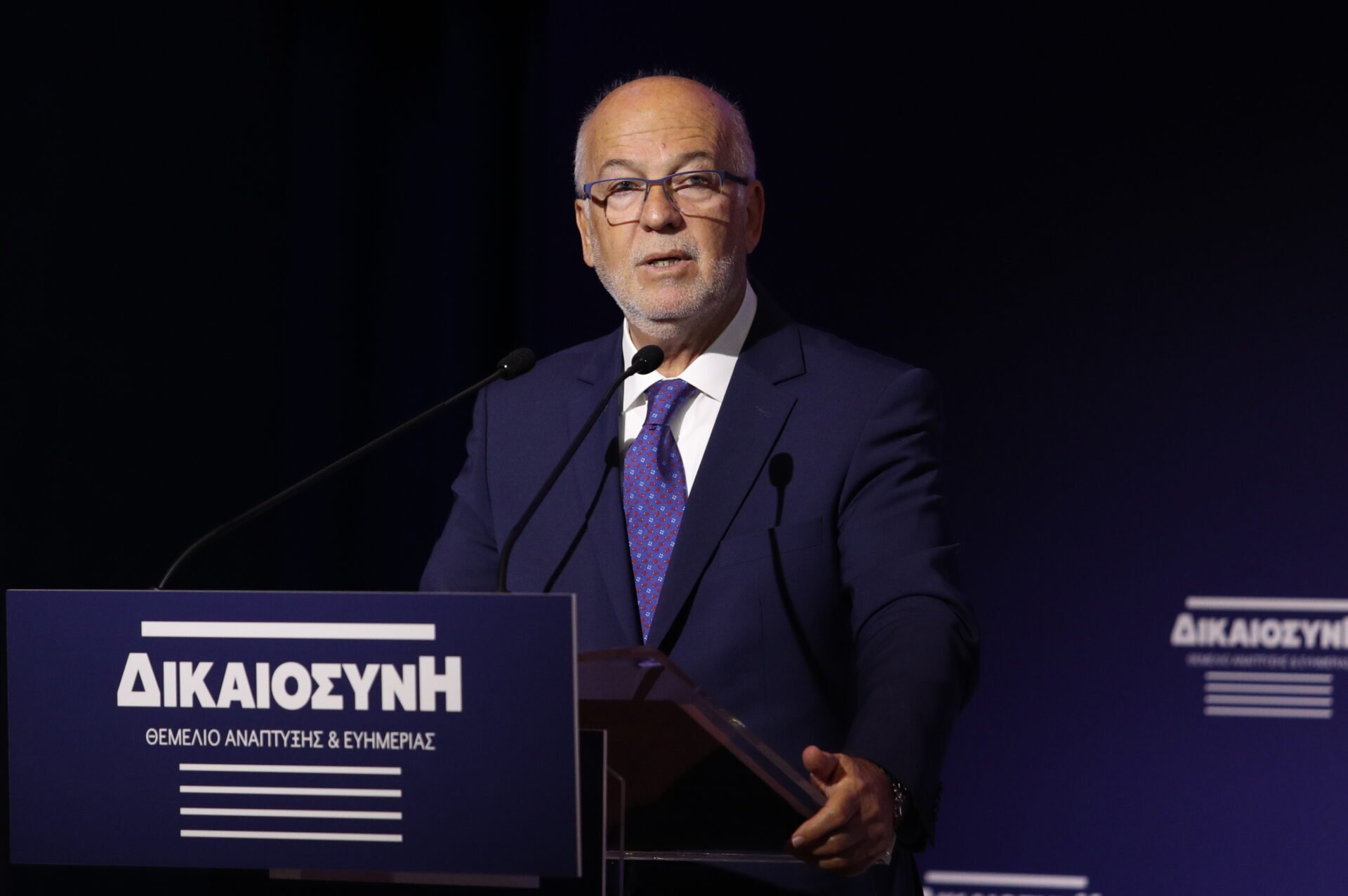 Νέες χυδαιότητες Φλωρίδη με τους νεκρούς των Τεμπών: Παρεμβαίνει στη Δικαιοσύνη, κατηγορεί Ρούτσι (vid)