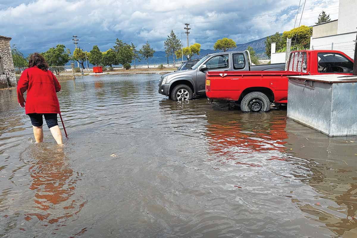 «Σφυροκόπημα» με καταιγίδες και χαλάζι