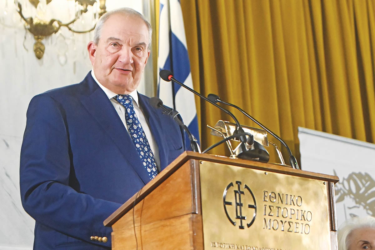 Μανώλης Κοττάκης: Σάπιο το πολιτικό σύστημα, η χιονοστιβάδα έρχεται!