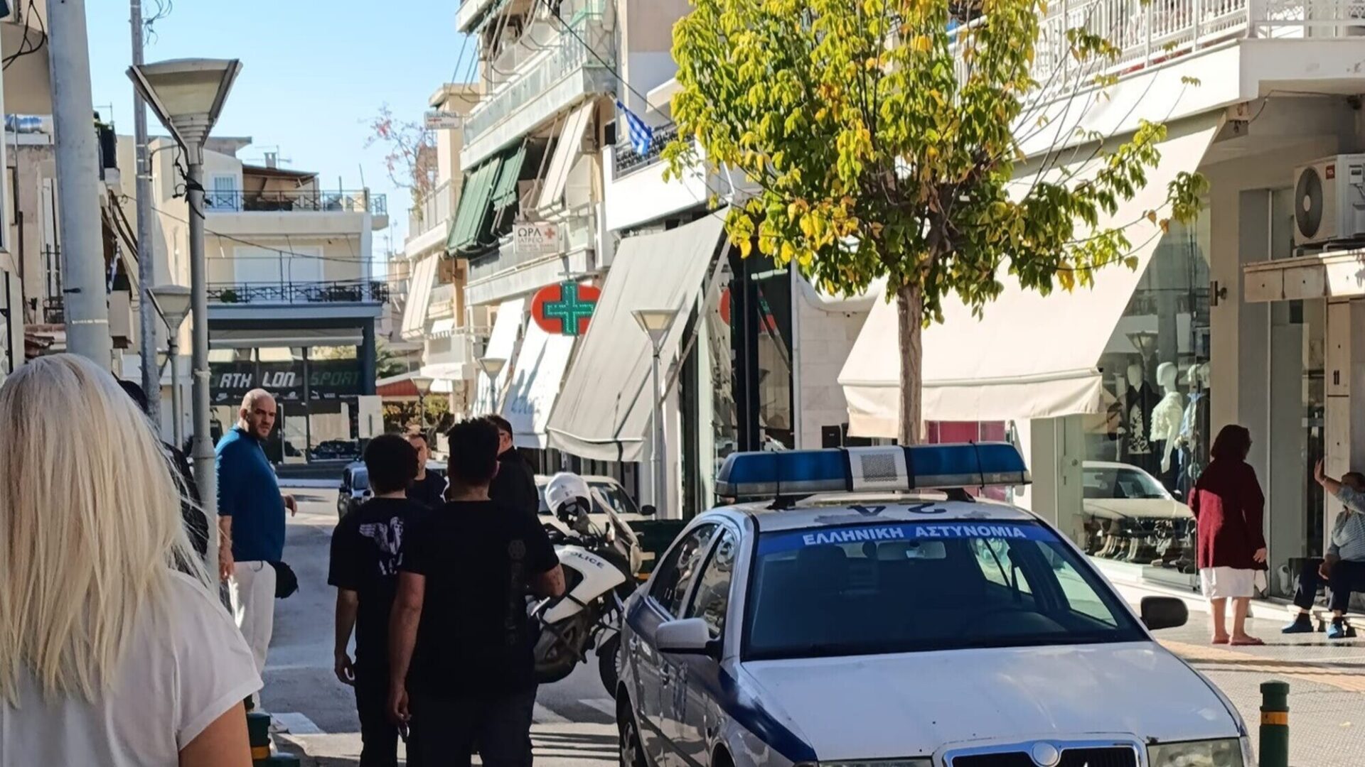 Ωρωπός: Άγριος ξυλοδαρμός κομμωτή μέσα στο κατάστημά του