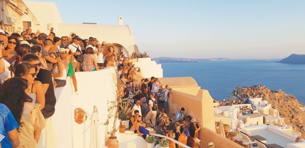 Santorini,,Greece,-,August,5,,2018,:,Watching,The,Sunset