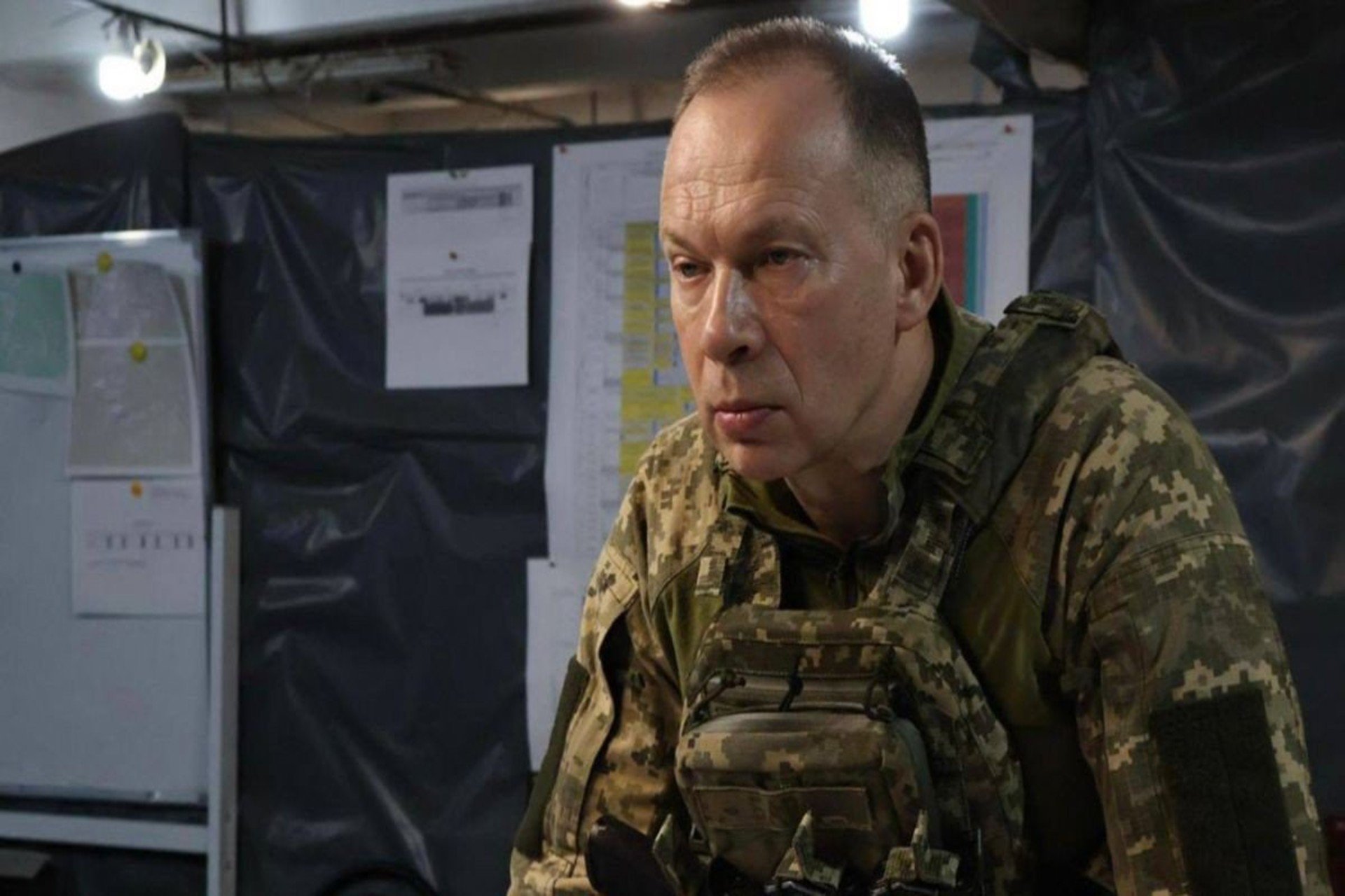 Ουκρανός A/ΓΕΕΔ Σίρσκι: «Η κατάσταση είναι δύσκολη στο Ποκρόβσκ» – Ζελένσκι: “Υπερτερούν οι Ρώσοι”