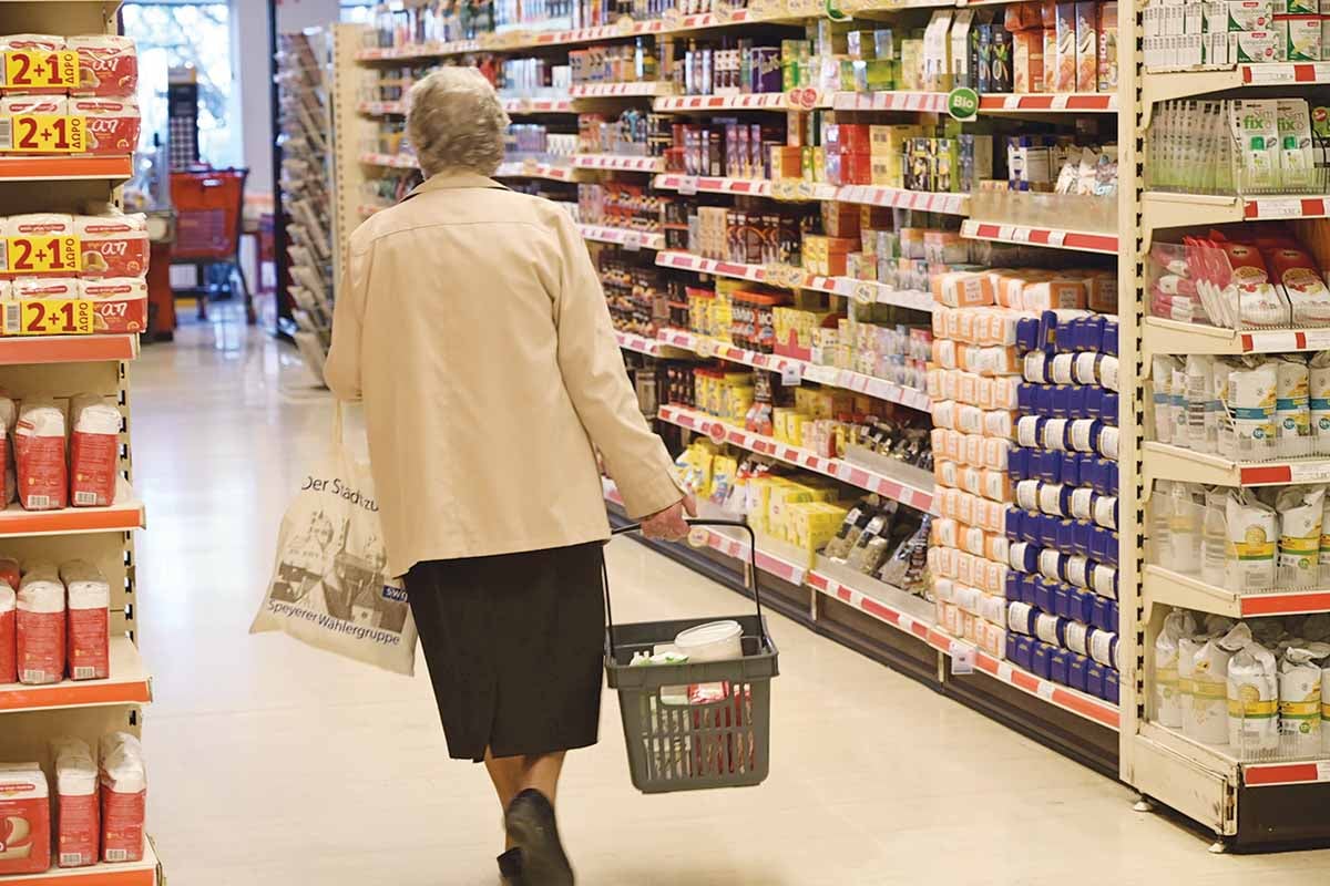 Τρόφιμα: Χωρίς φρένο οι ανατιμήσεις