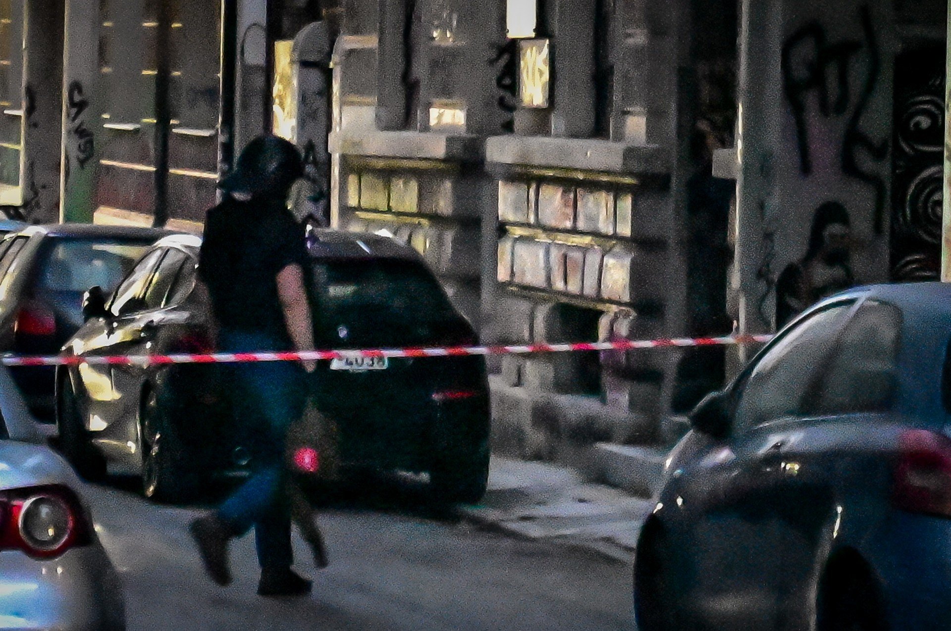 Ισχυρή έκρηξη σε γνωστή ντισκοτέκ επί της Μιχαλακοπούλου – Σπεύδουν άνδρες του ΤΕΕΜ (vid)