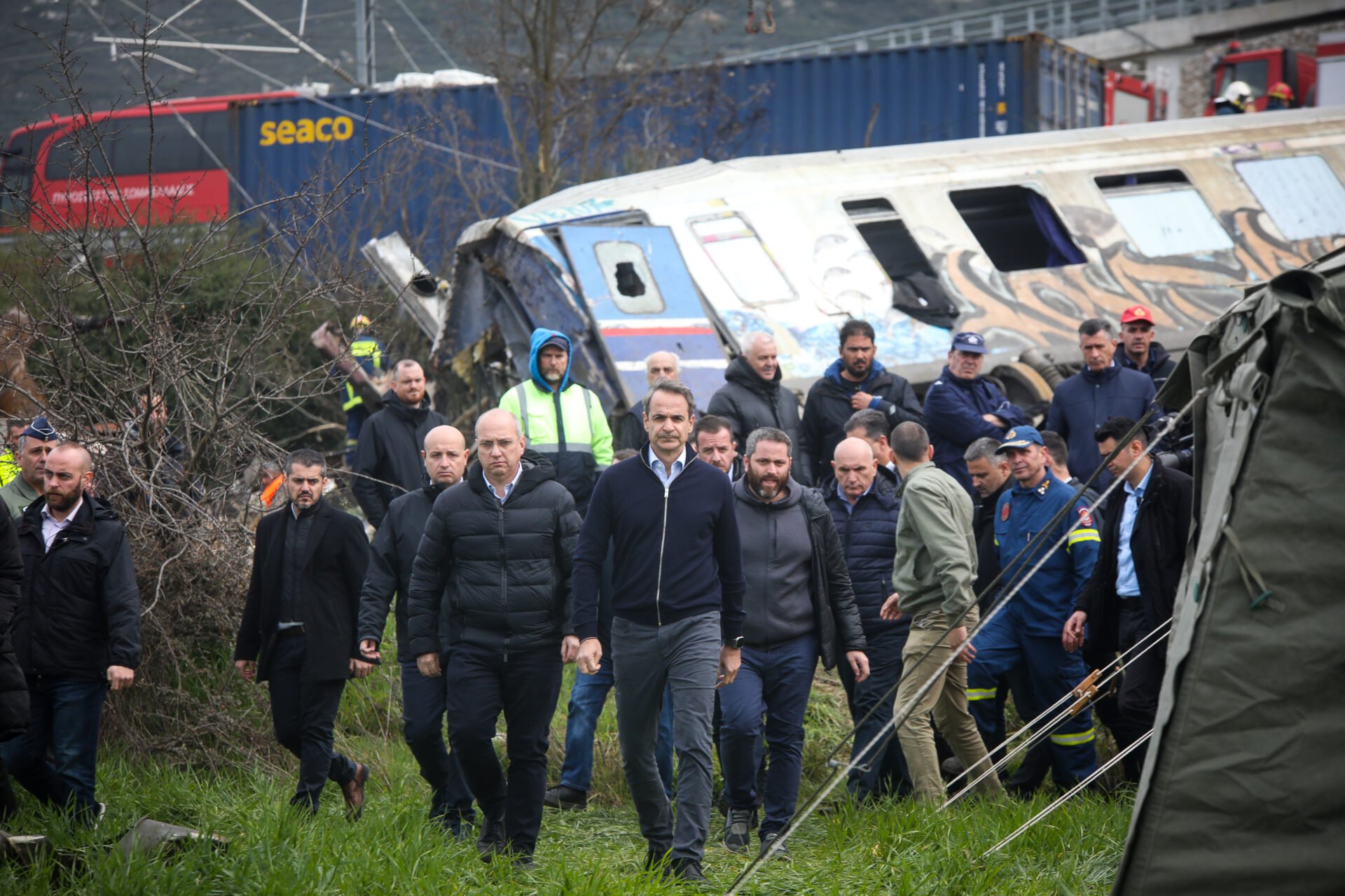Έγκλημα στα Τέμπη: Στη Βουλή νέα δικογραφία για Μητσοτάκη, Τριαντόπουλο, Καραμανλή και ακόμα 16 πρώην και νυν υπουργούς