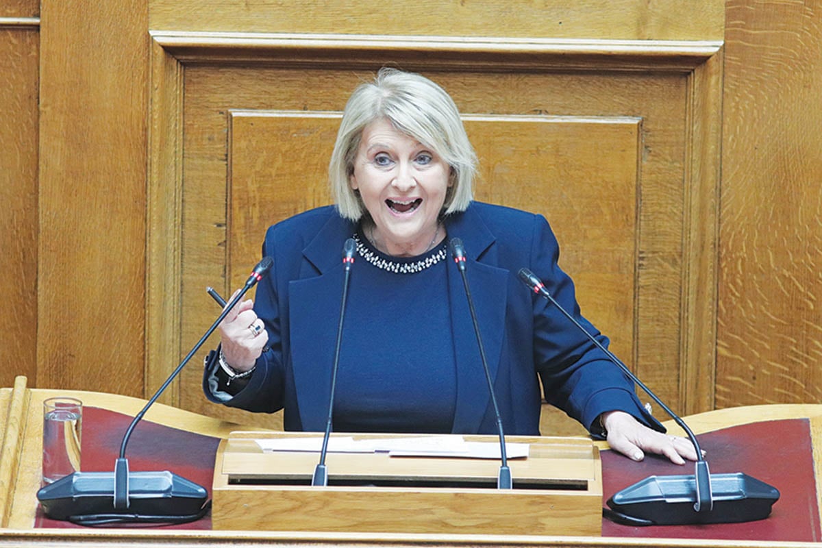 Νέα αθλιότητα από τη Σοφία Βούλτεψη