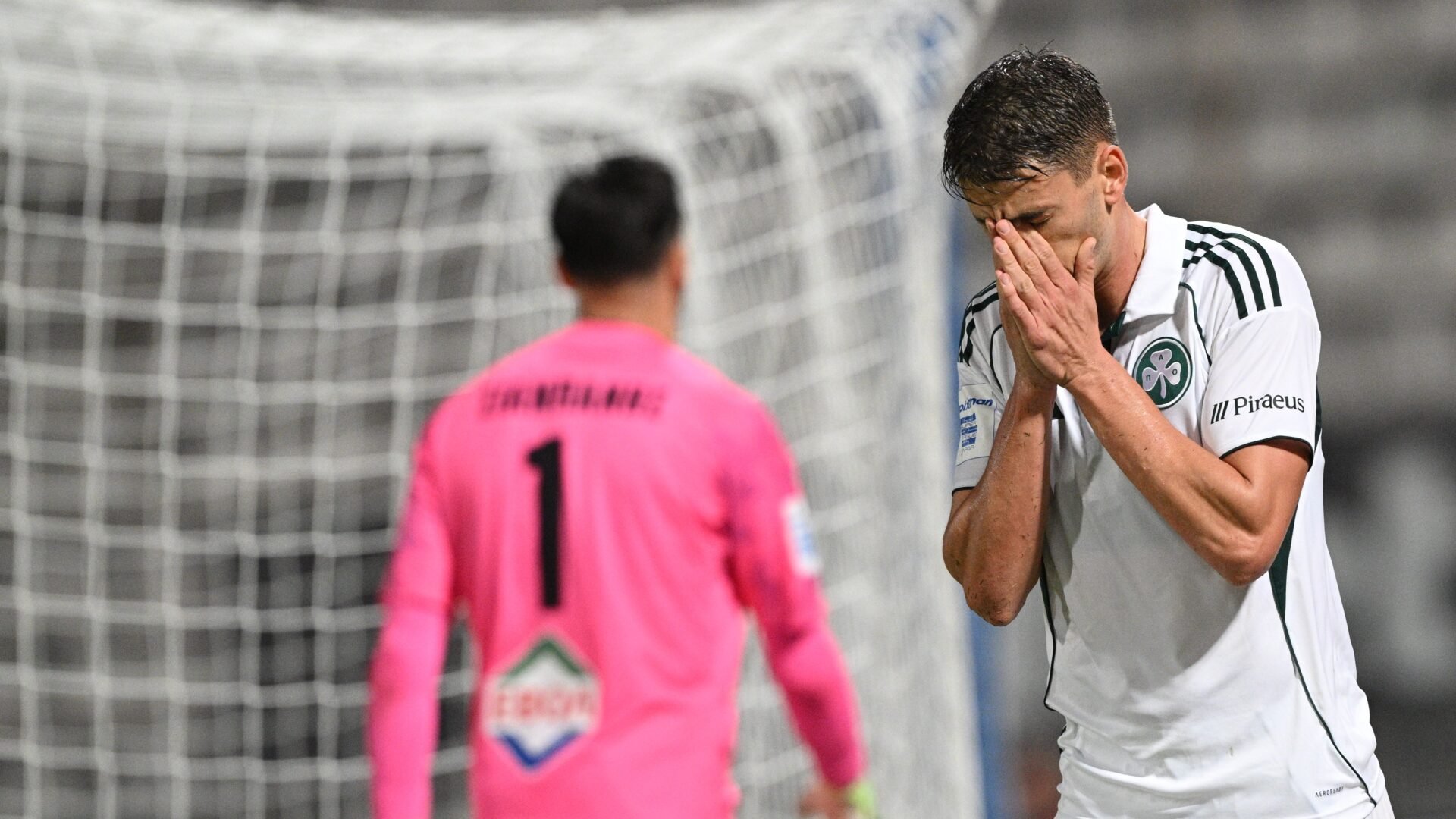 Super League: Ο Παναθηναϊκός “έπεσε” στον Βόλο – Ήττα-σοκ με 1-0 παρά τις ευκαιρίες