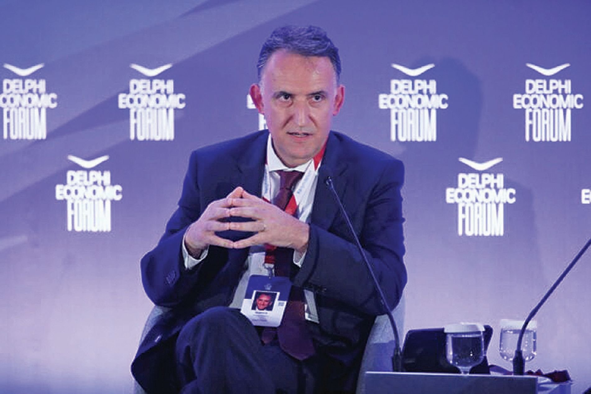 Λουκέτο ΕΛΤΑ: Απόλυτος εξευτελισμός με θέατρο και κλάματα στη Βουλή για το πουλέν του Κυριάκου