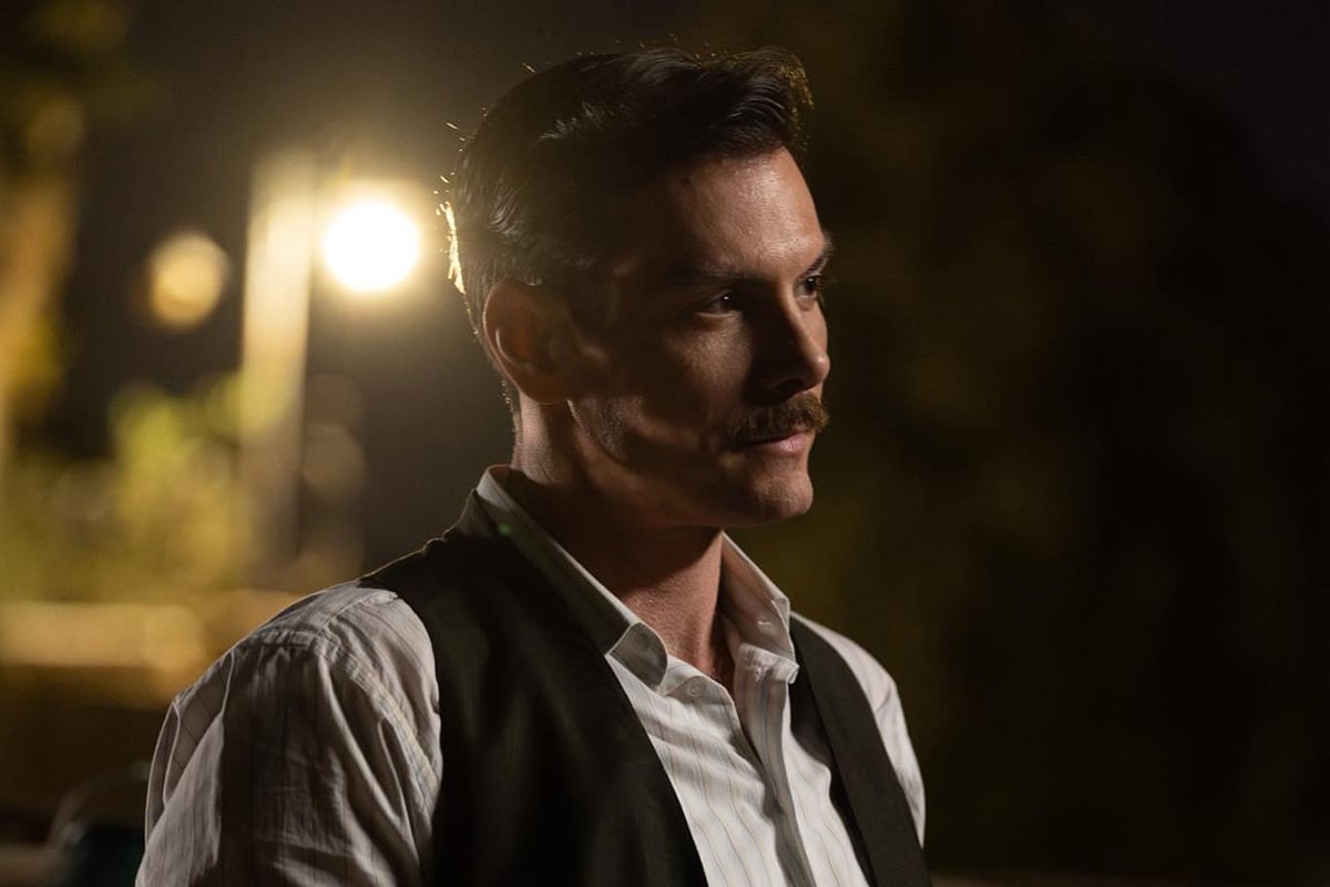 Ο ΑΝΤ1 προανήγγειλε την επιστροφή του δημοφιλούς ηθοποιού Γιάννη Κουκουράκη στο «Grand Hotel»