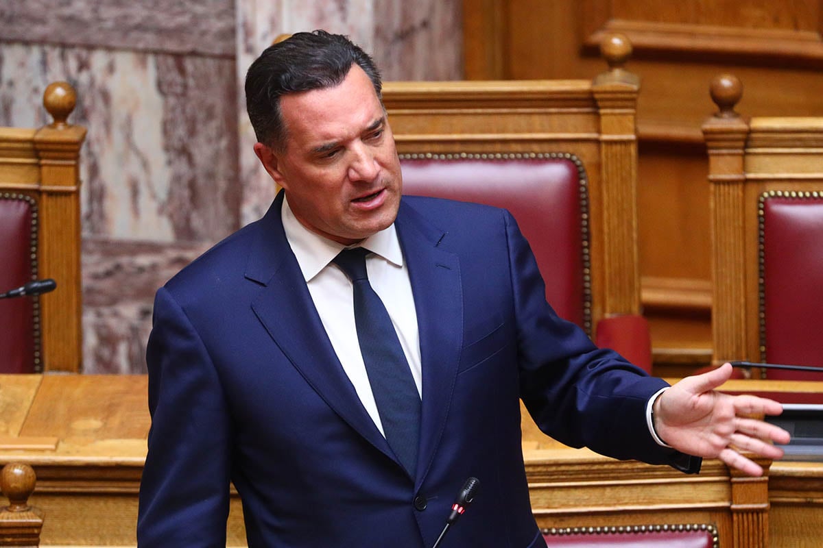 Απίθανος Άδωνις: «Δεν είναι φτωχοί οι Έλληνες, η ΕΛ.ΣΤΑΤ. μετράει λάθος»