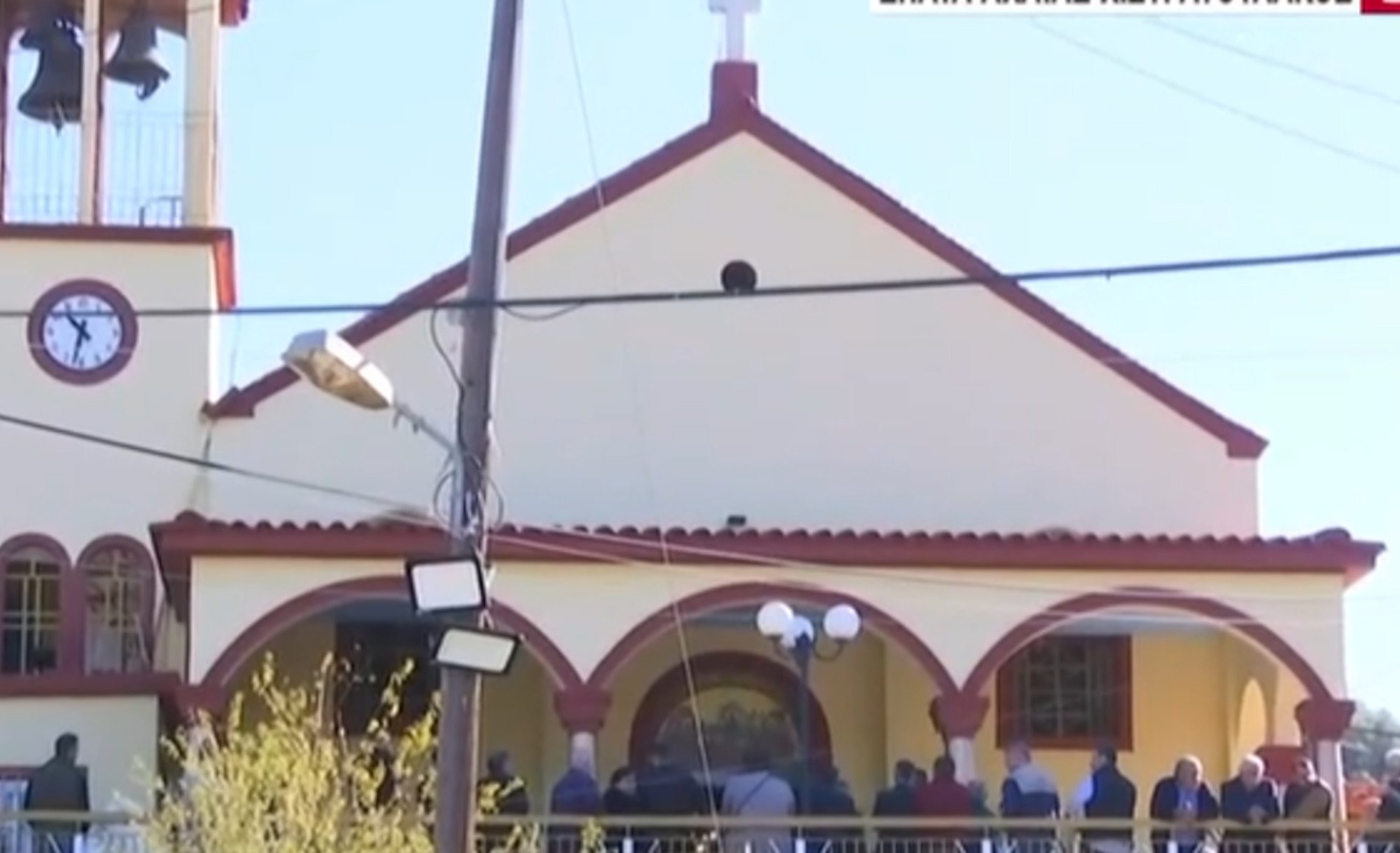 «Πού είσαι αγάπη μου»: Σπαραγμός στην κηδεία του 3χρονου Ανδρέα (βίντεο)