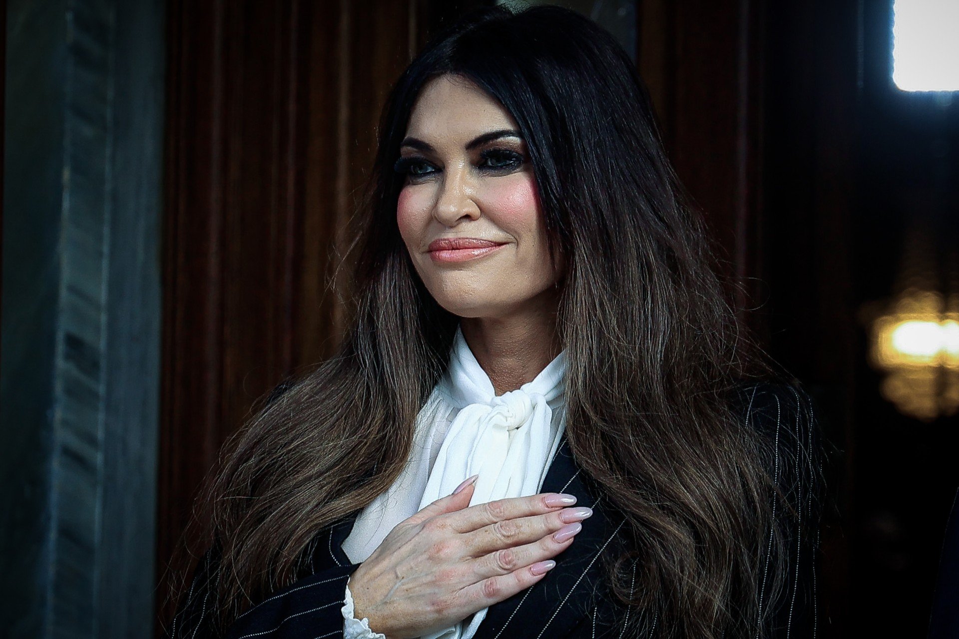 «Ψάχνω για νέο σύζυγο»: Ο σπαρταριστός διάλογος Γκιλφόιλ και Τασούλα στο Προεδρικό (βίντεο)