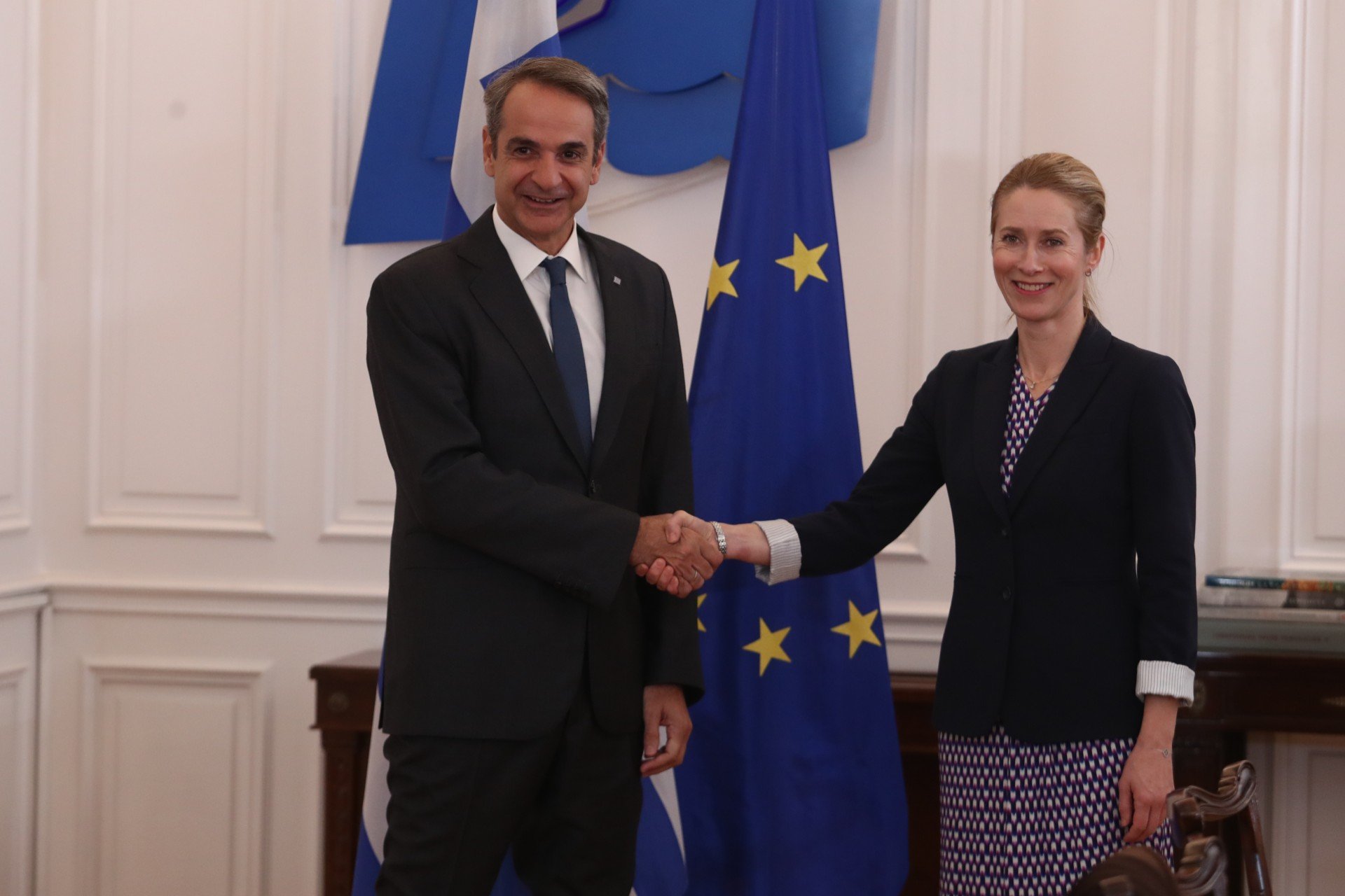 Ρεσιτάλ Μητσοτάκη μπροστά σε Κάγια Κάλας: «Να… αντισταθούμε στη Ρωσία»