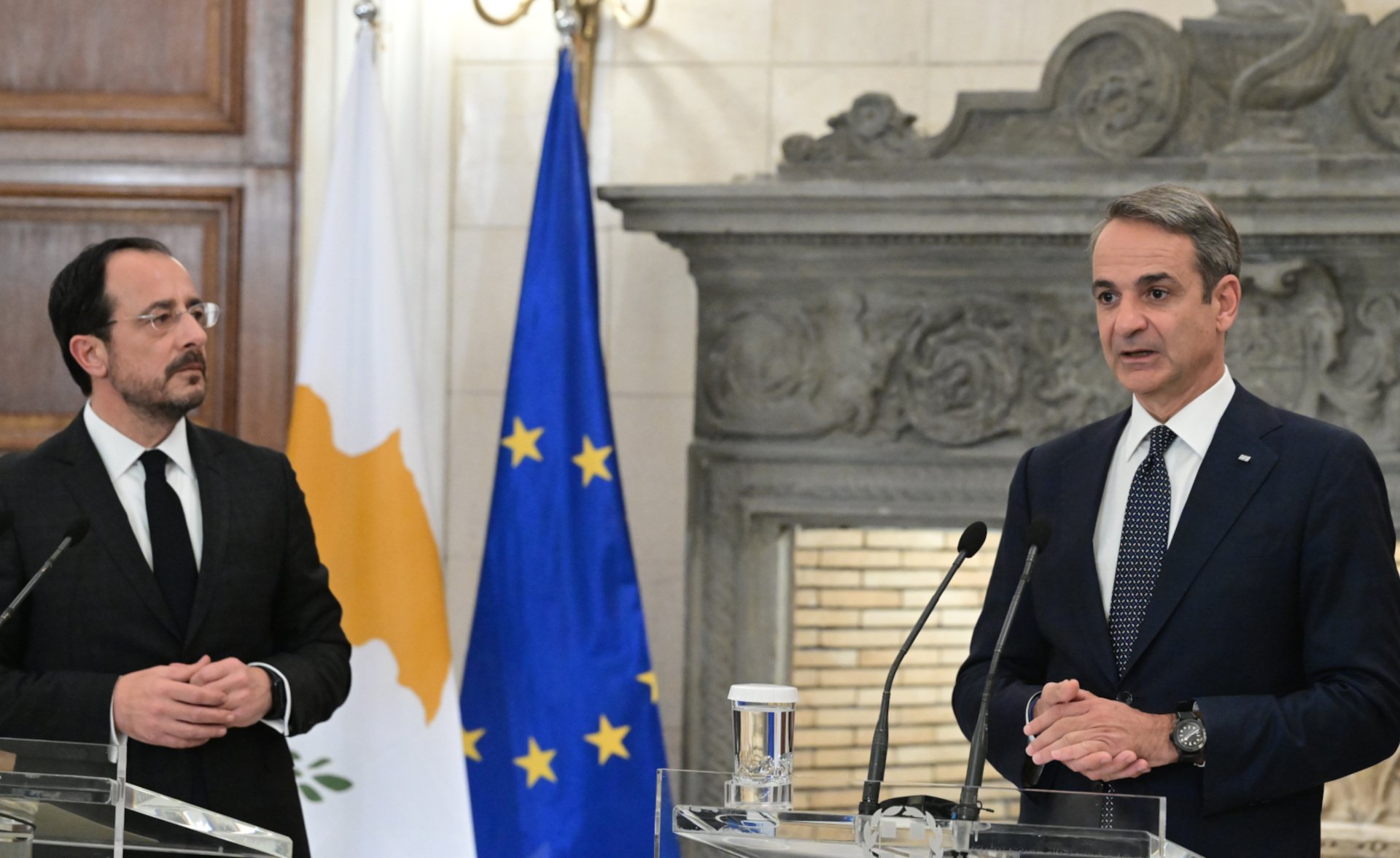 Ο Μητσοτάκης ψάχνει επενδυτές για το καλώδιο με την Κύπρο