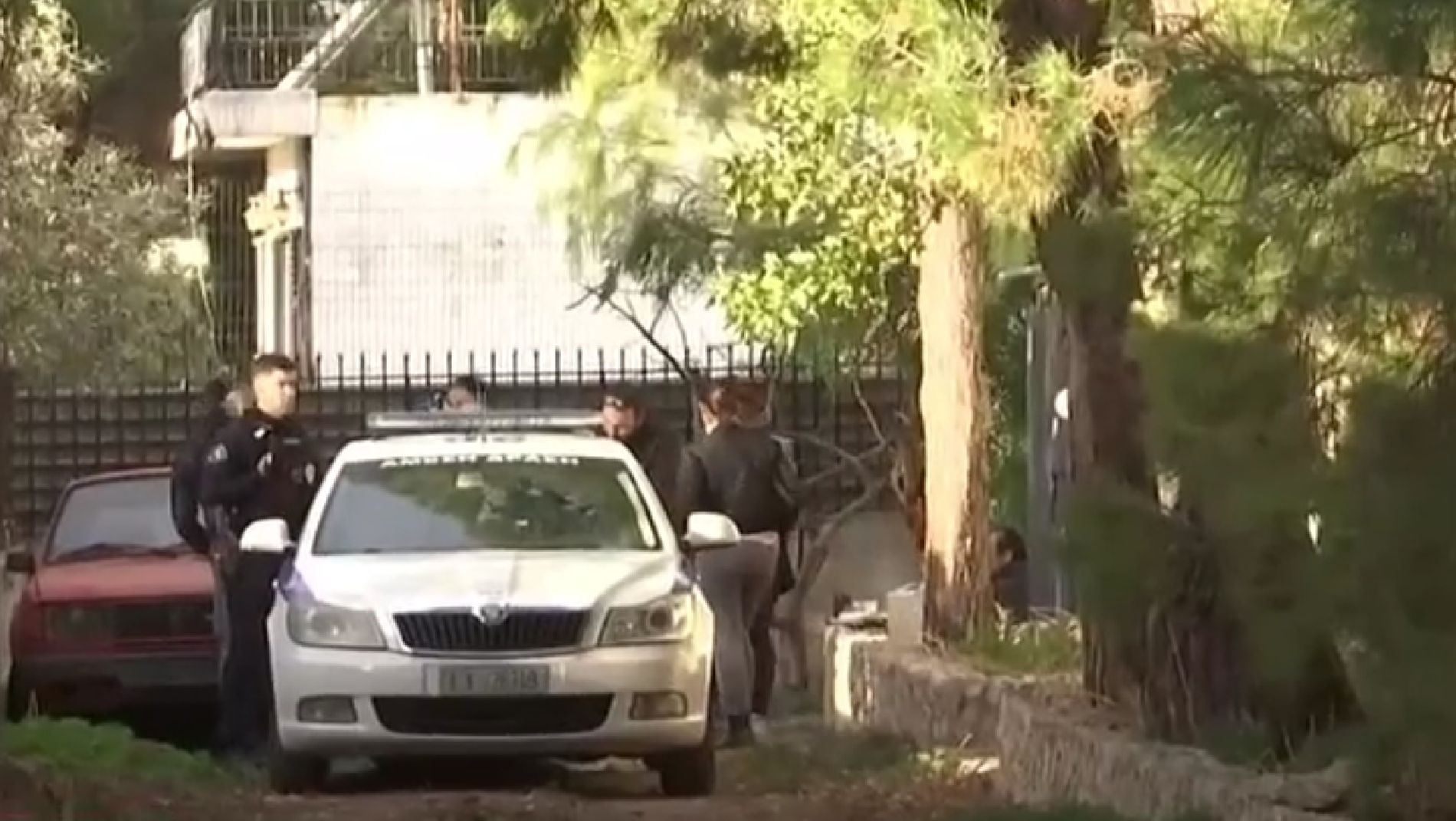 Αδελφοκτονία στη Νέα Πέραμο: Στη Δικαιοσύνη ο δράστης και ο μεγαλύτερος αδελφός του – Το χρονικό του οικογενειακού δράματος