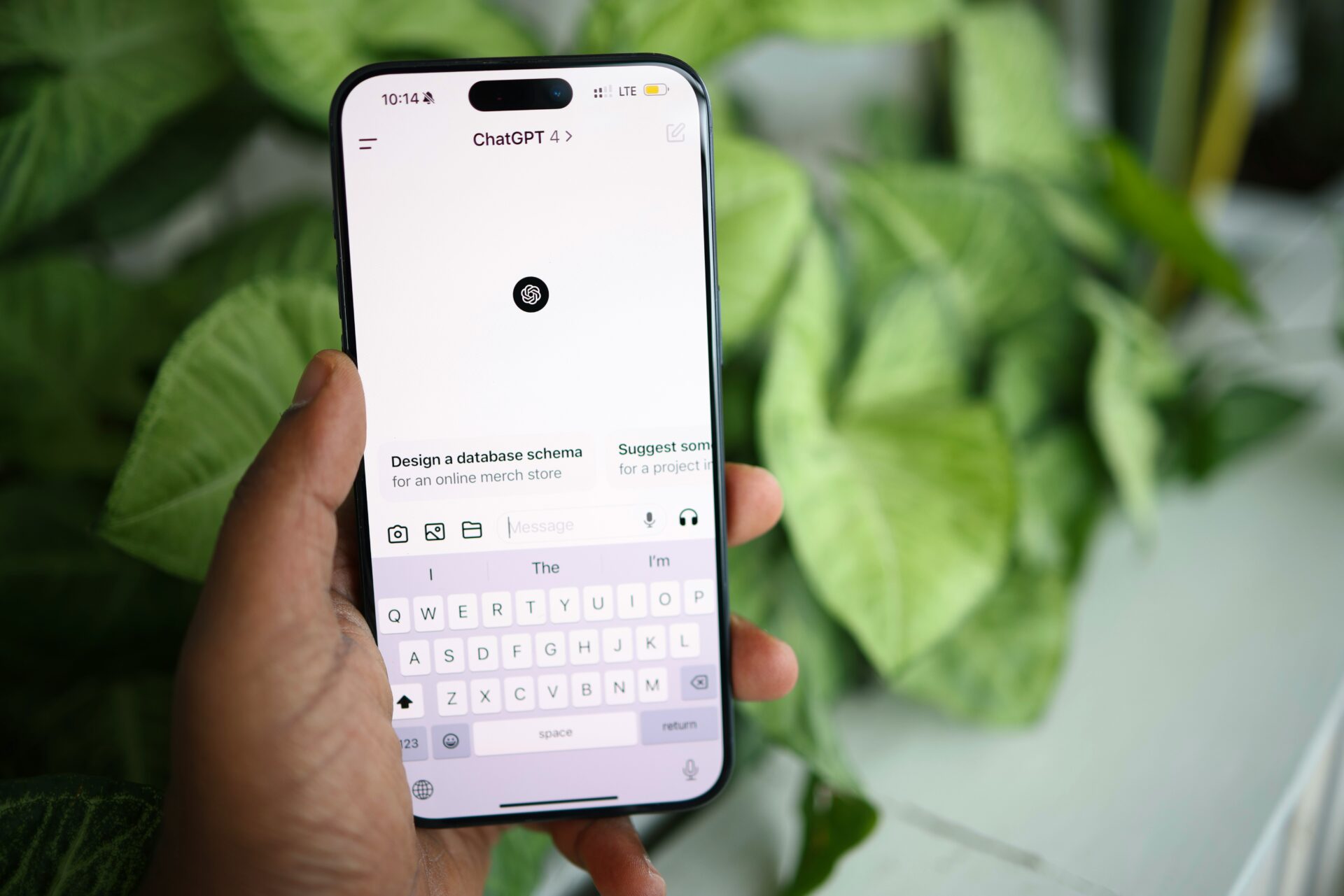 Μπαίνει κόφτης στο ChatGPT για ιατρικές και νομικές συμβουλές