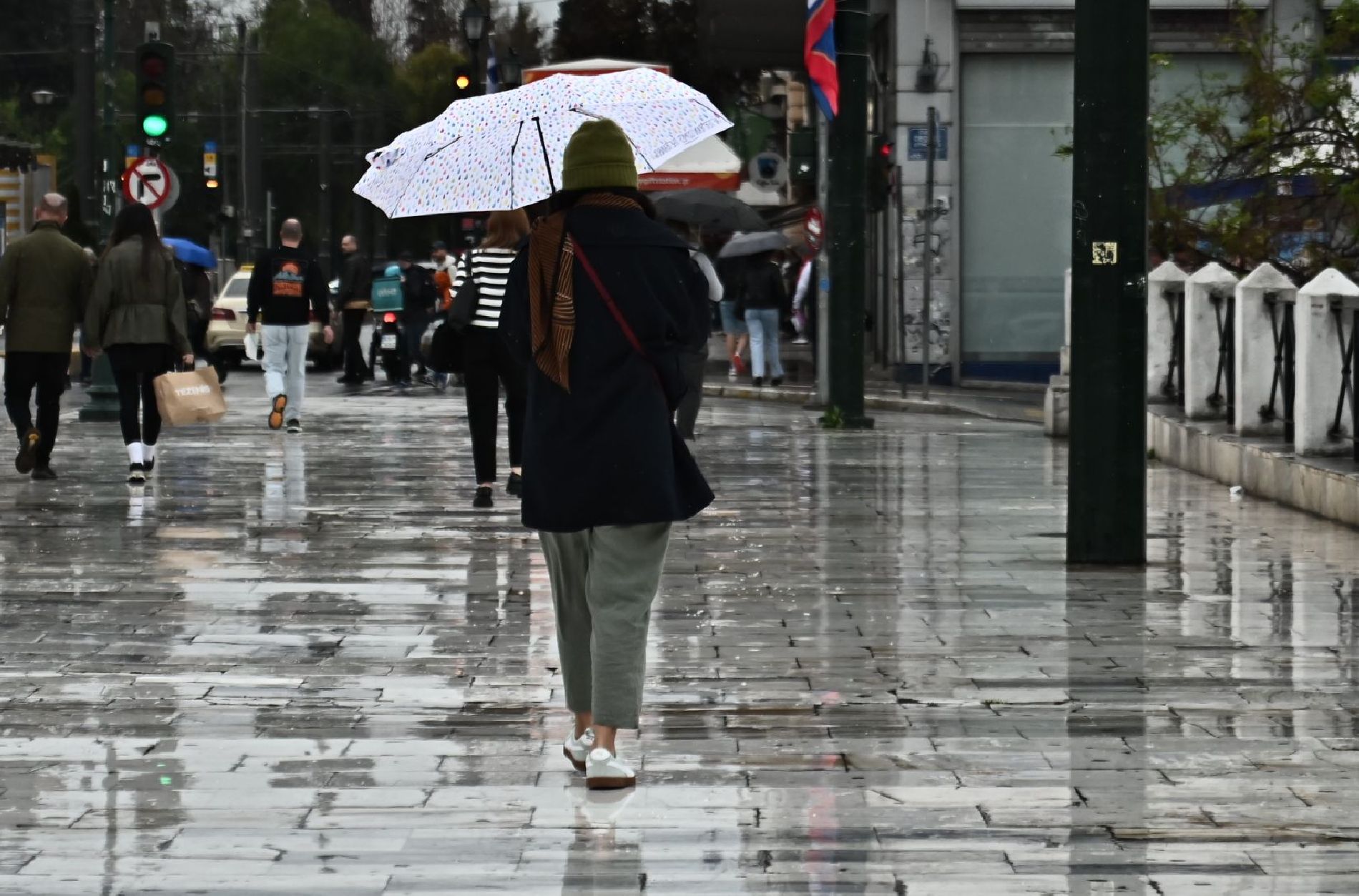 Στη δίνη της κακοκαιρίας η χώρα: Μετά τις πλημμύρες έρχεται παγετός – Ποιές περιοχές επηρεάζονται περισσότερο (χάρτες και βίντεο)