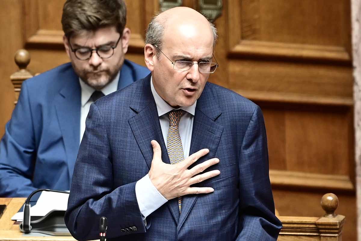 Μοντέλο «ξαφνικού θανάτου» στα ΕΛ.ΤΑ.: Με υπογραφή Χατζηδάκη το λουκέτο