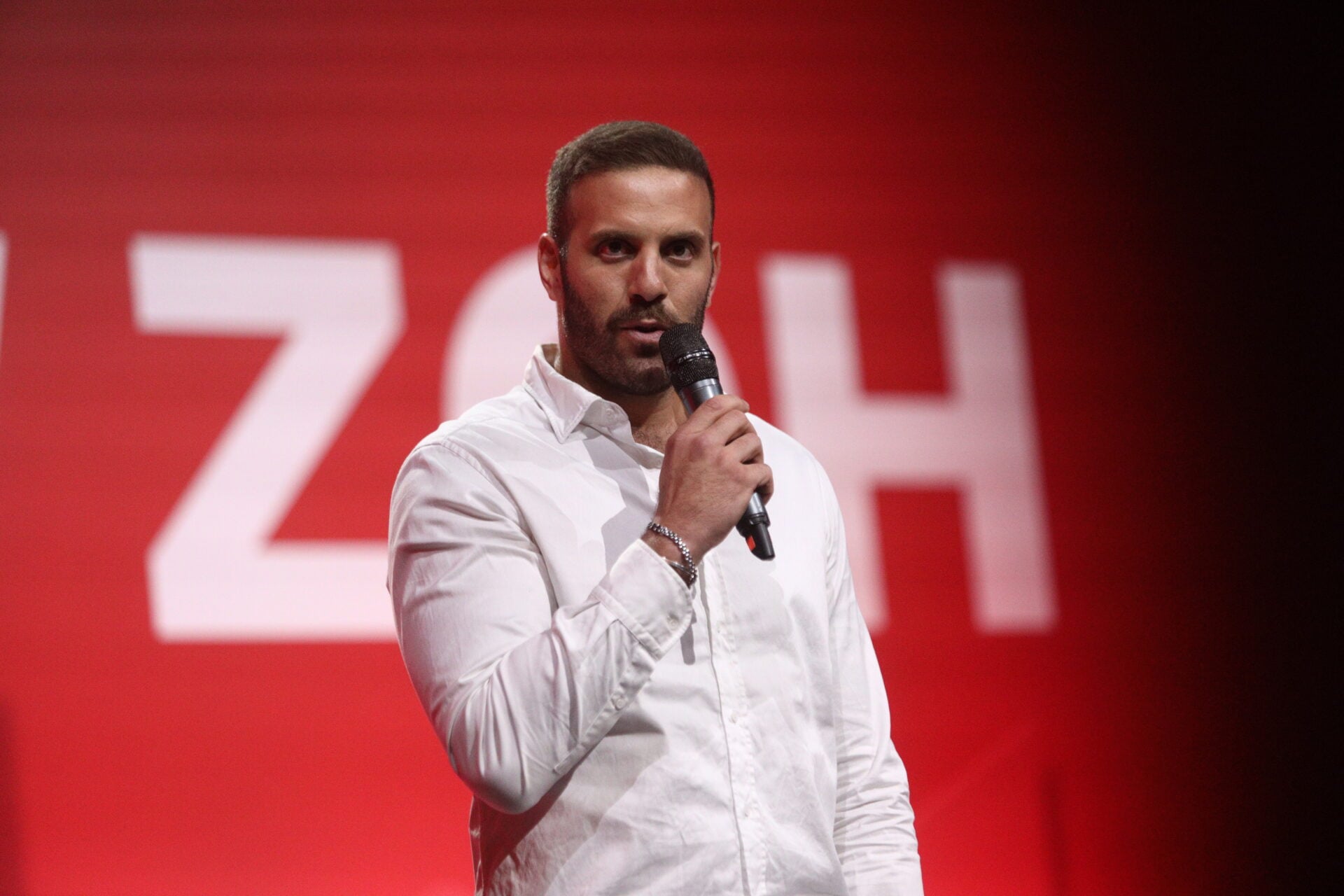 Στρασβούργο: Καταγγέλουν τον ευρωβουλευτή Νίκο Παππά οτι χτύπησε δημοσιογράφο – Διεγράφη από τον ΣΥΡΙΖΑ