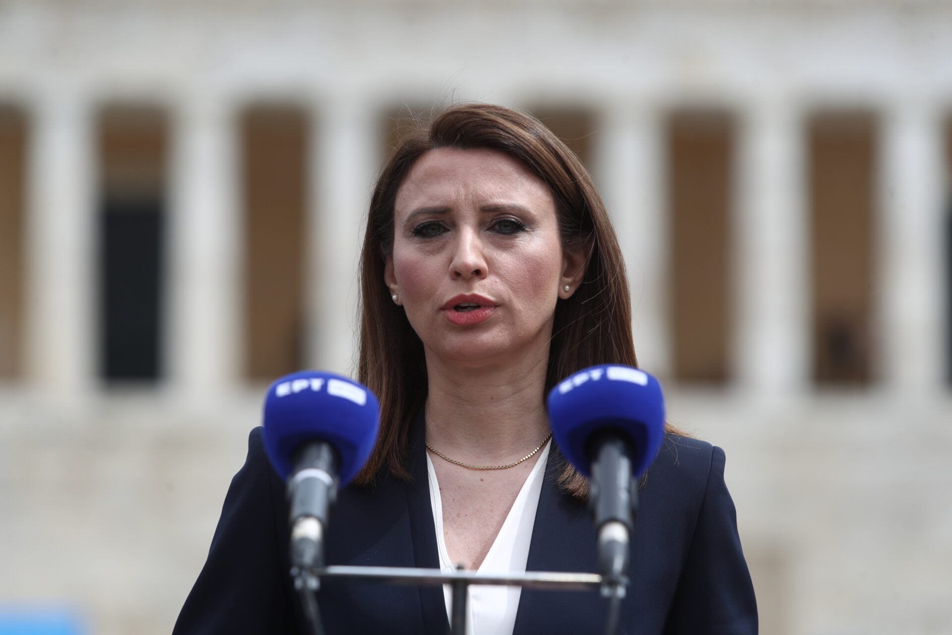 Η Ν. Κασιμάτη του ΣΥΡΙΖΑ υπερψήφισε τις αμυντικές δαπάνες κόντρα στη γραμμή και καλωσόρισε μέσω FB τη Φρεγάτα «Κίμων»!