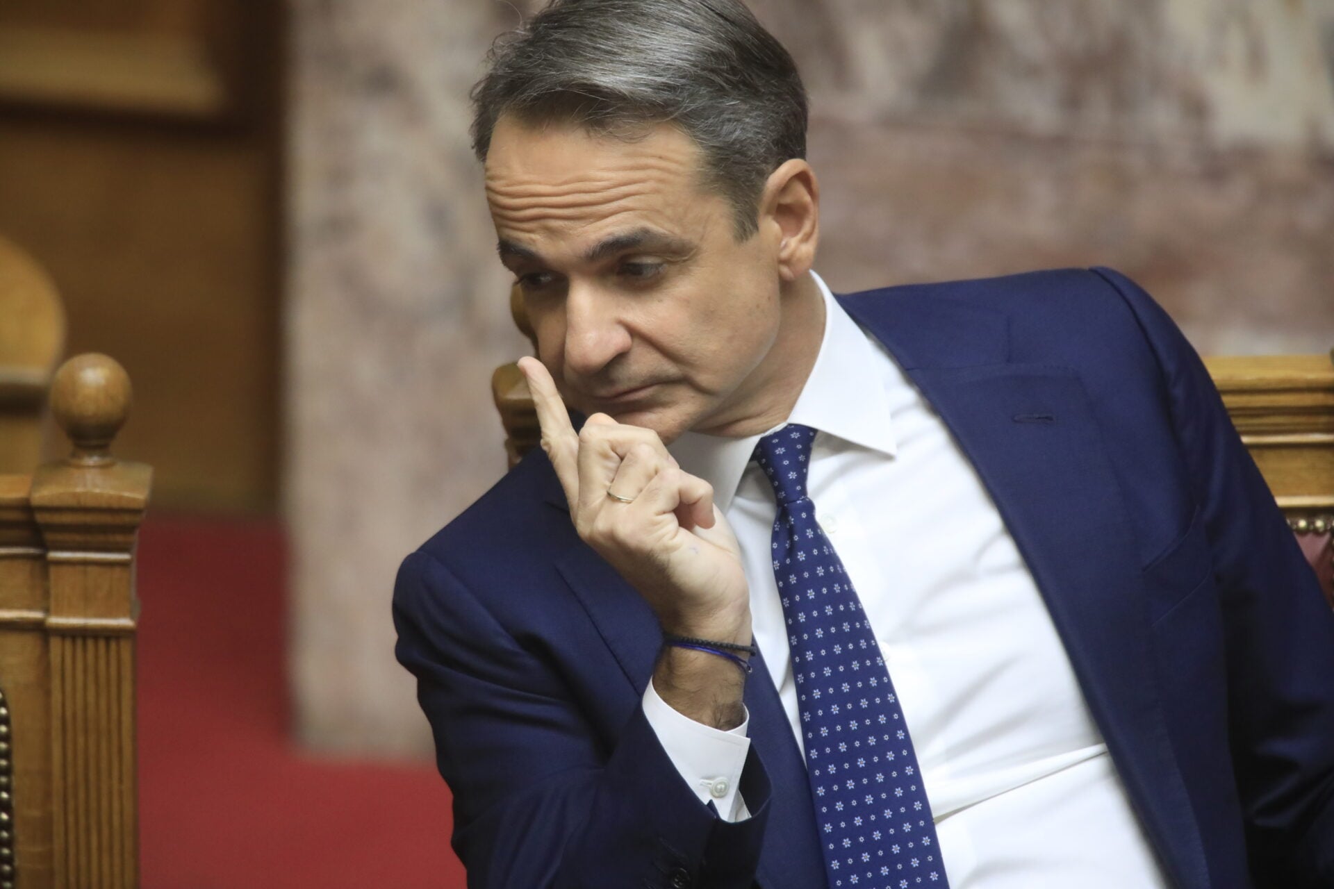 «Πληρωμένη» απάντηση Κωνσταντοπούλου σε Μητσοτάκη για τη βία – Τί του είπε και έσπευσε να παρέμβει ο Κακλαμάνης (βίντεο)