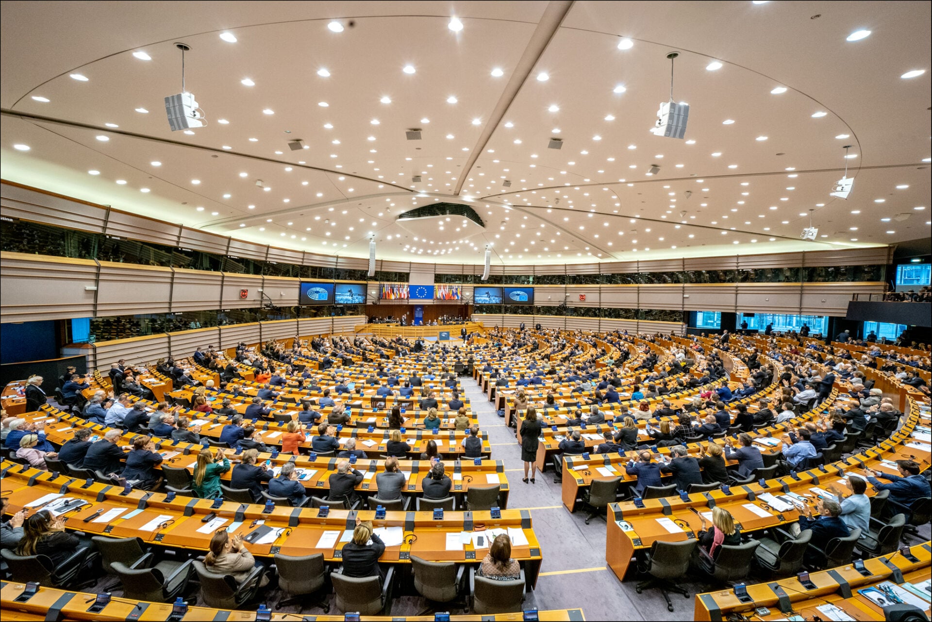 Ευρωκοινοβούλιο: Στο «μικροσκόπιο» Τέμπη και Κράτος Δικαίου