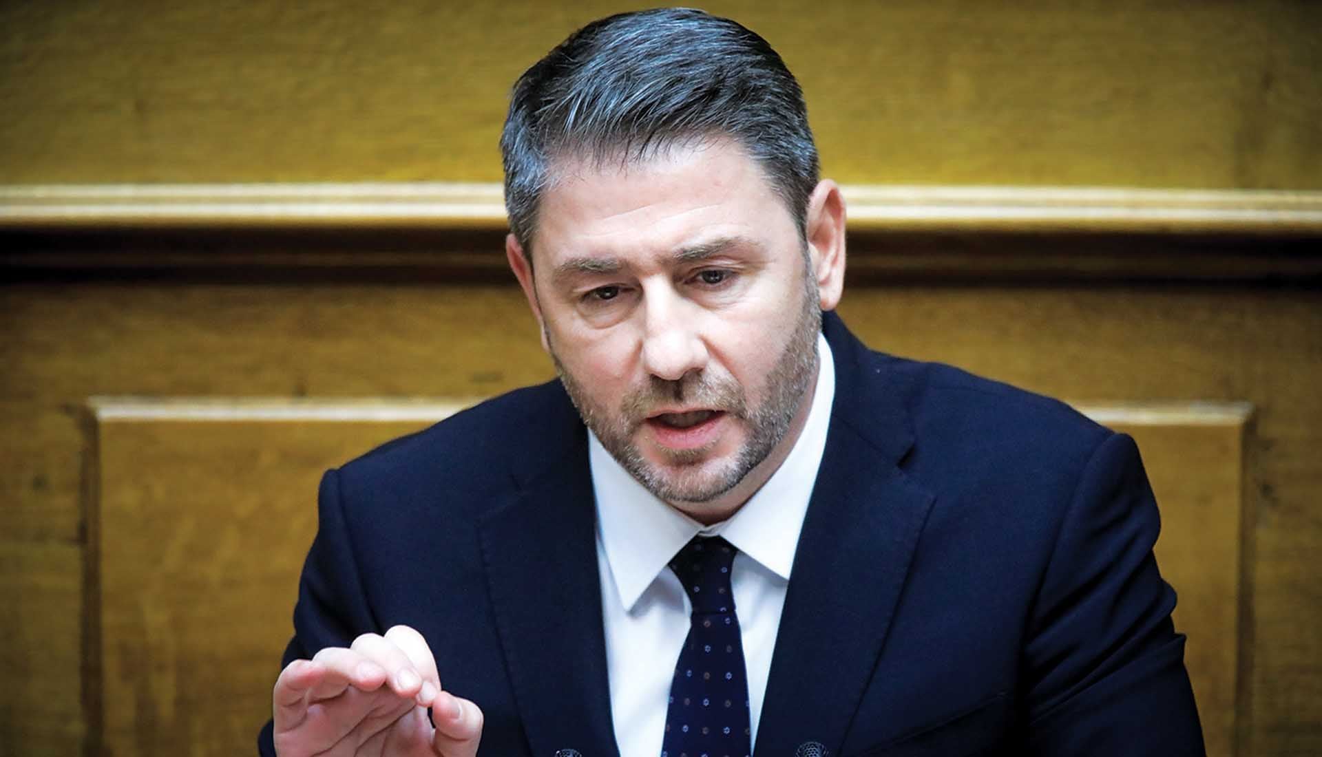 Πονοκέφαλος για τον Ανδρουλάκη η μετεκλογική συνεργασία με τη Ν.Δ.