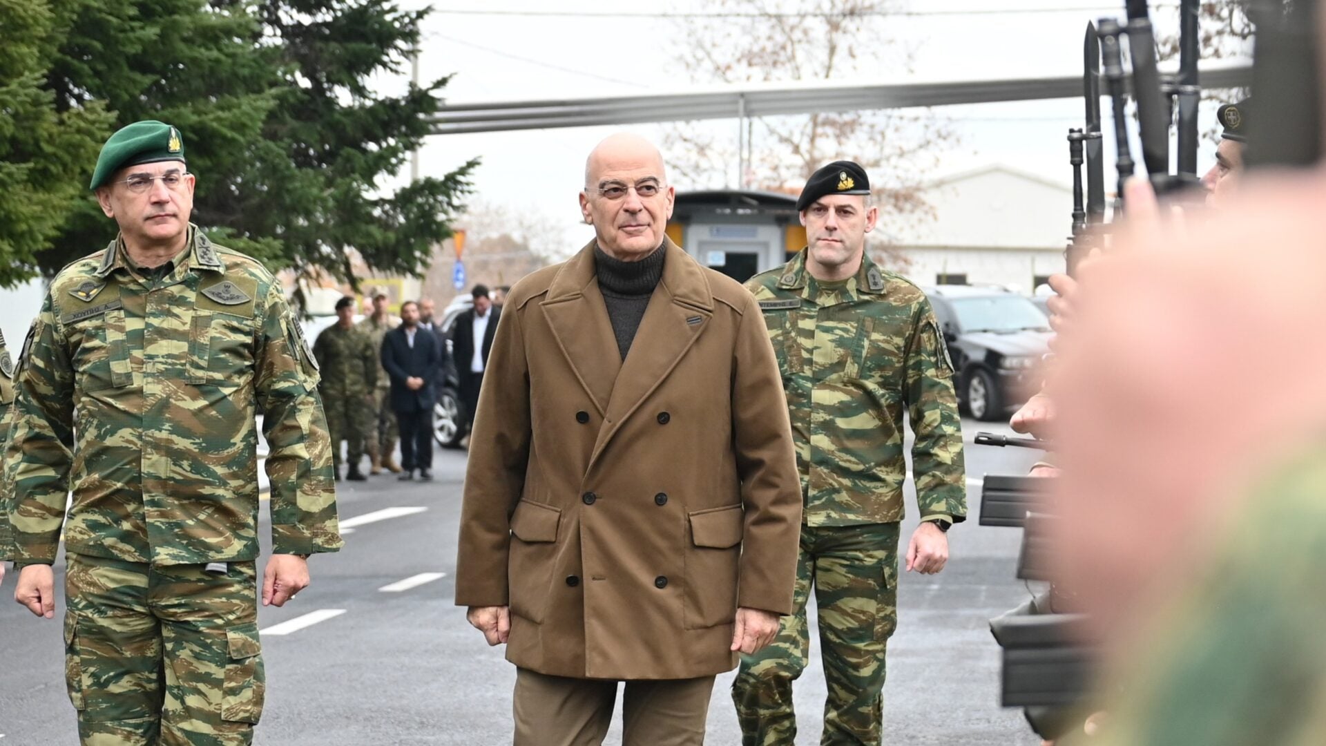 Μήνυμα Δένδια για τις Άγιες Ημέρες: «Η σκέψη μας είναι στους φρουρούς της πατρίδας που υπηρετούν μακριά από τις οικογένειές τους»