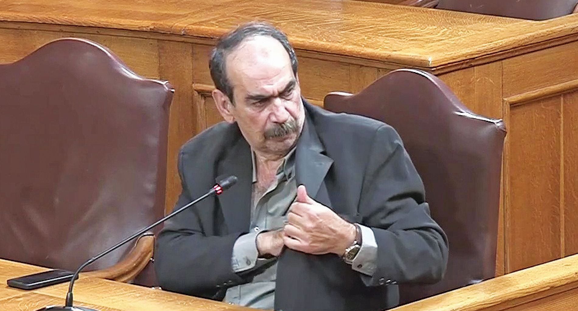 Φραπές πικρός και εριστικός! Οκτώ ώρες κόλασης και ακραίας πρόκλησης από τον πρωταγωνιστή του σκανδάλου του ΟΠΕΚΕΠΕ