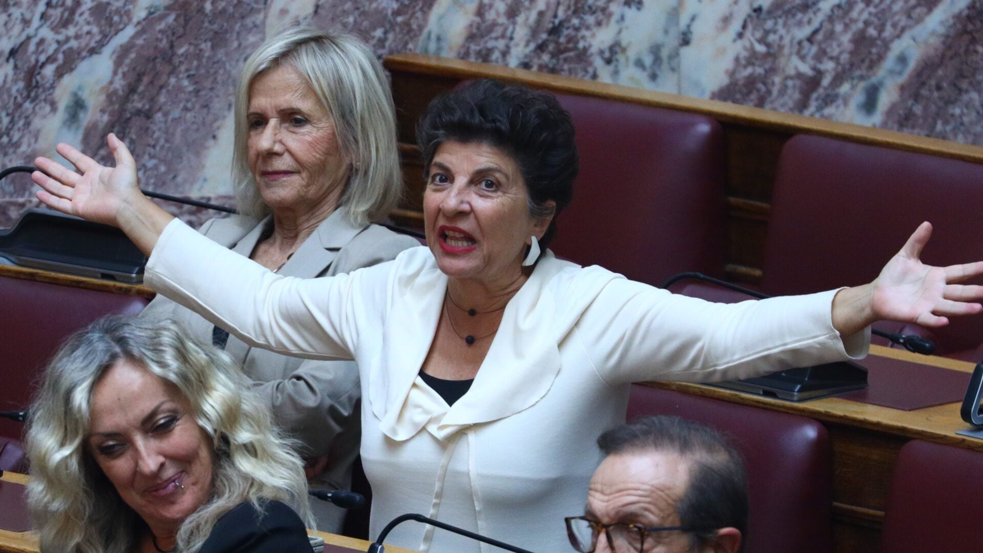 «Διαφωνώ κάθετα με την πίεση για συνεργασία με τη Δεξιά» – Η Κυριακή Μάλαμα αποχώρησε από το Κίνημα Δημοκρατίας