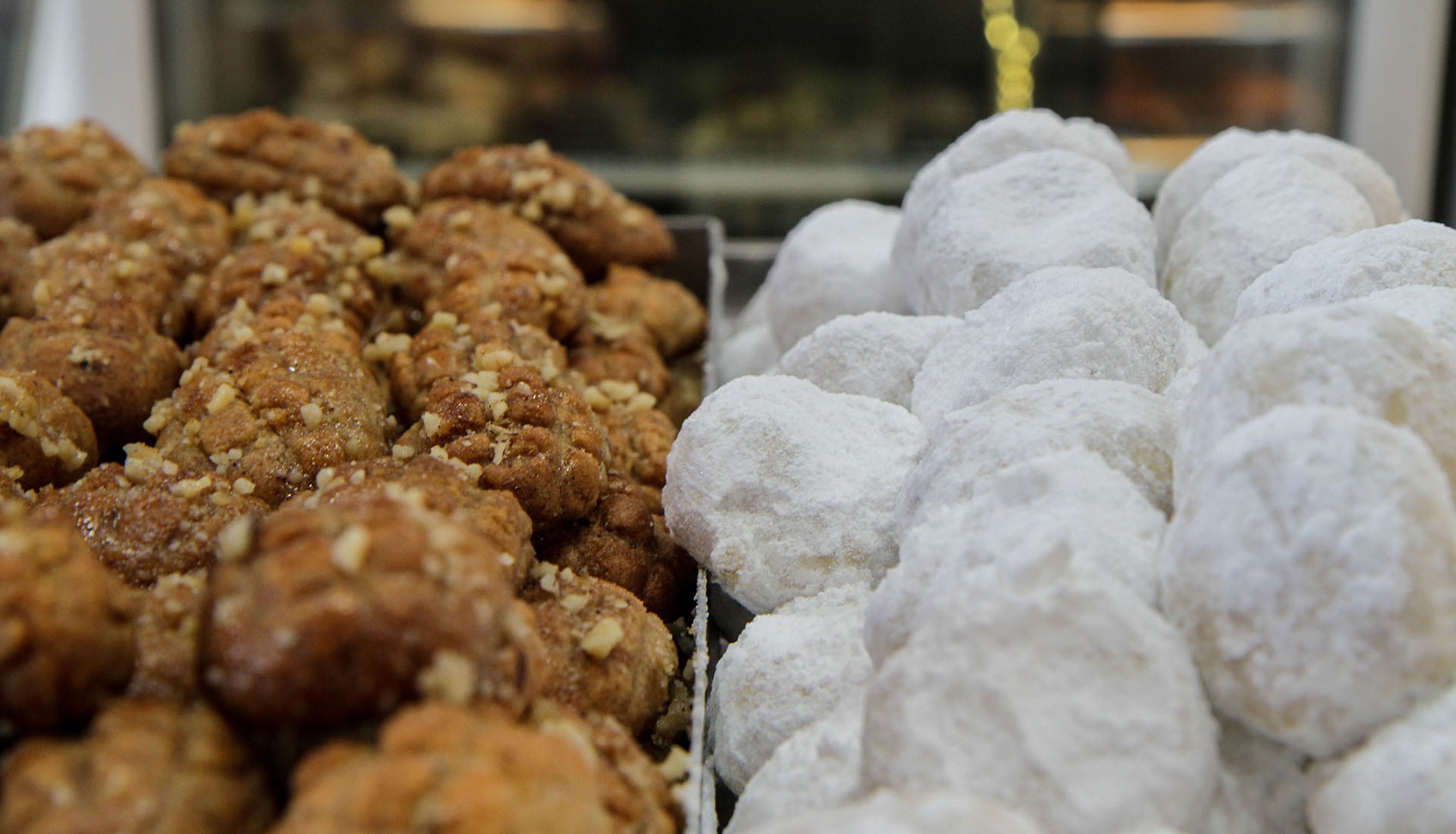 Η Ελλάδα του Κούλη: Καίγεται το καλοκαίρι, πνίγεται το χειμώνα, γδέρνεται όλο το χρόνο