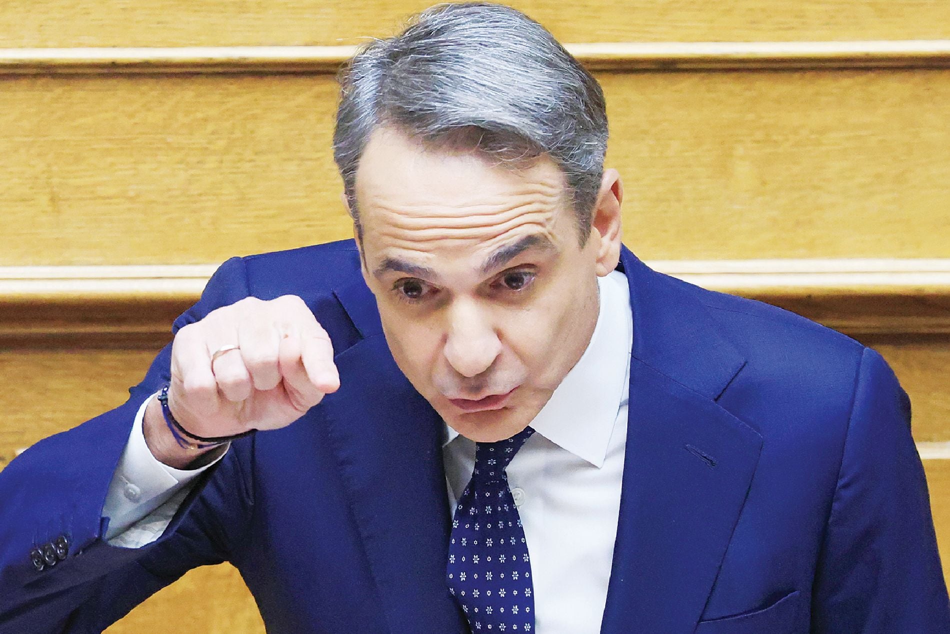 Παραμύθια Μητσοτάκη για δήθεν ανάπτυξη