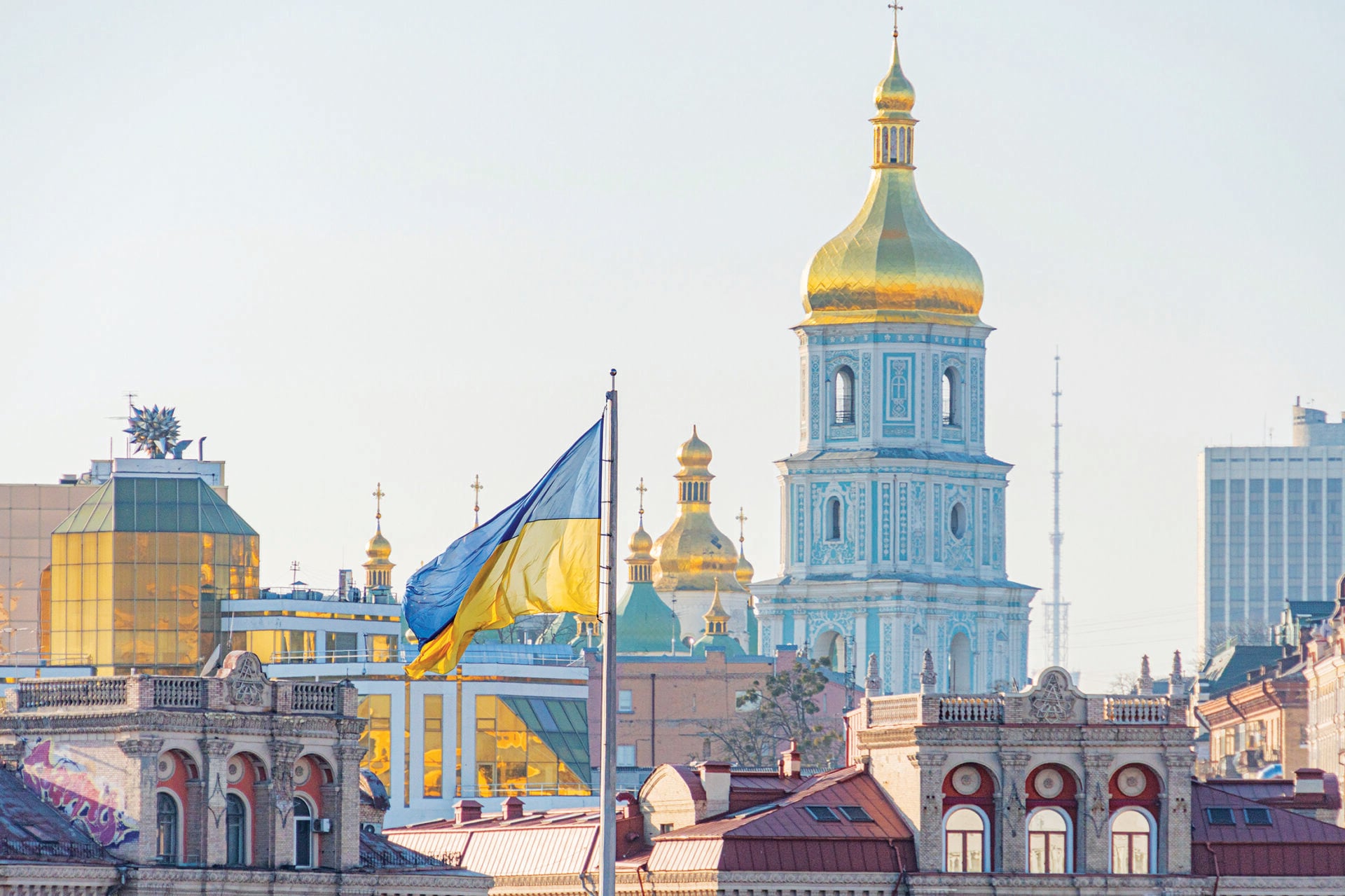 Στο τραπέζι και το Εκκλησιαστικό